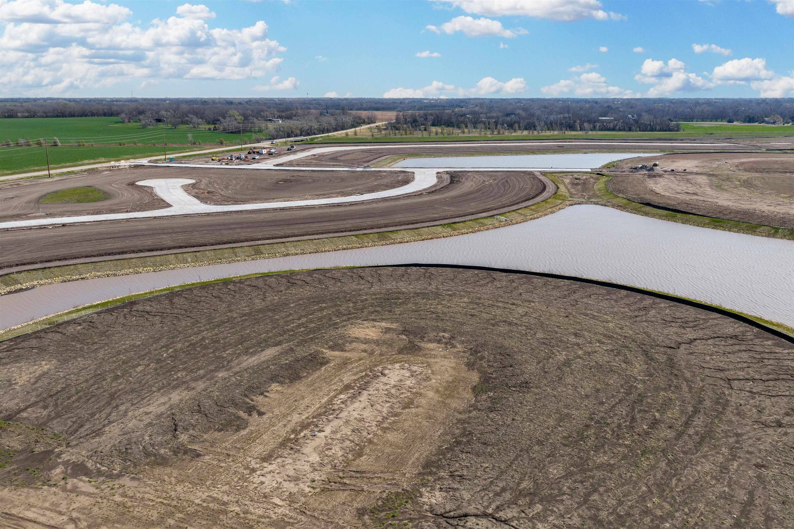 Lot 13 Blk B Harvest Place Addition Valley Center KS 67147