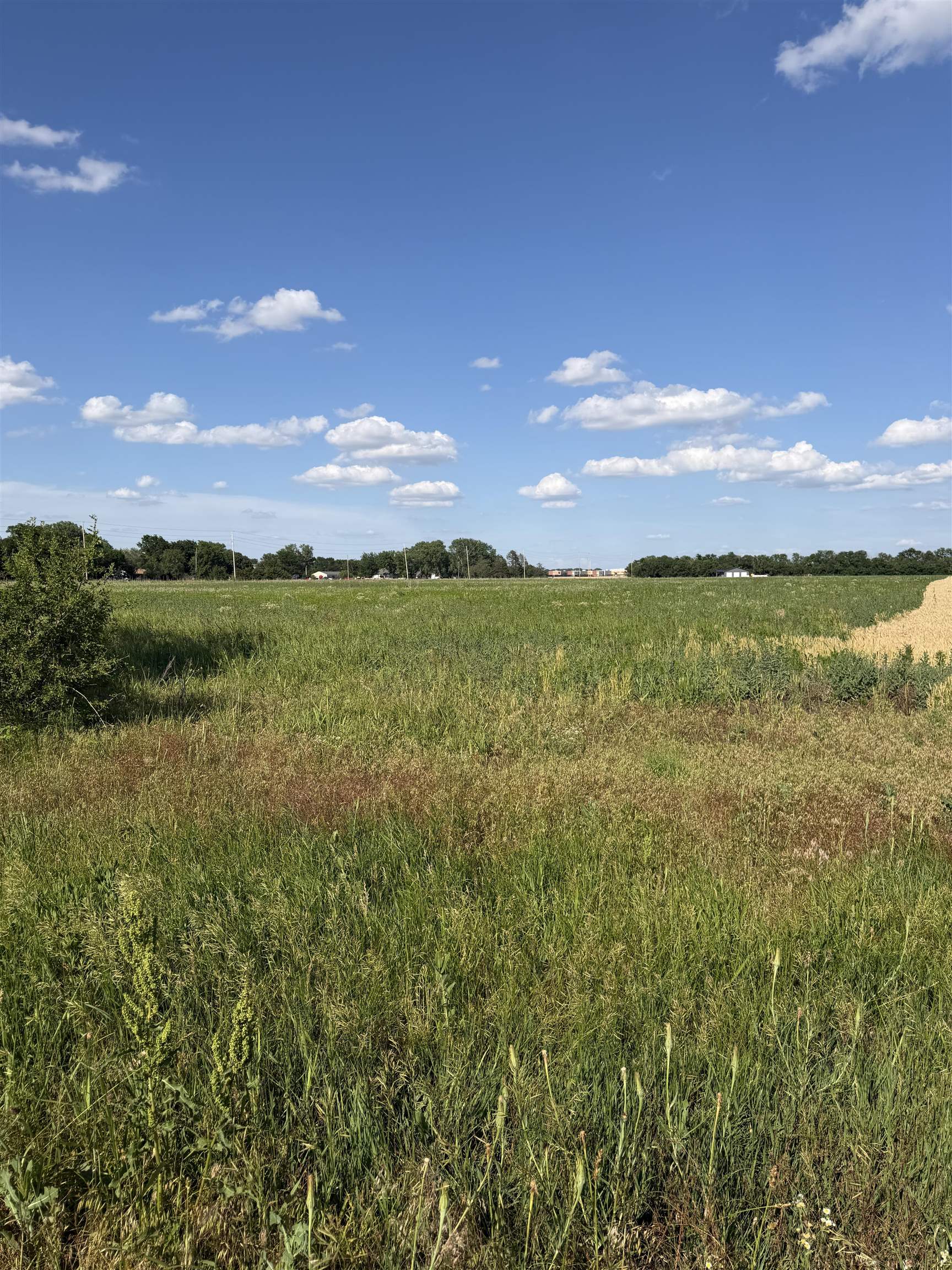 Lot 7 E Bobwhite Estates Valley Center KS 67147
