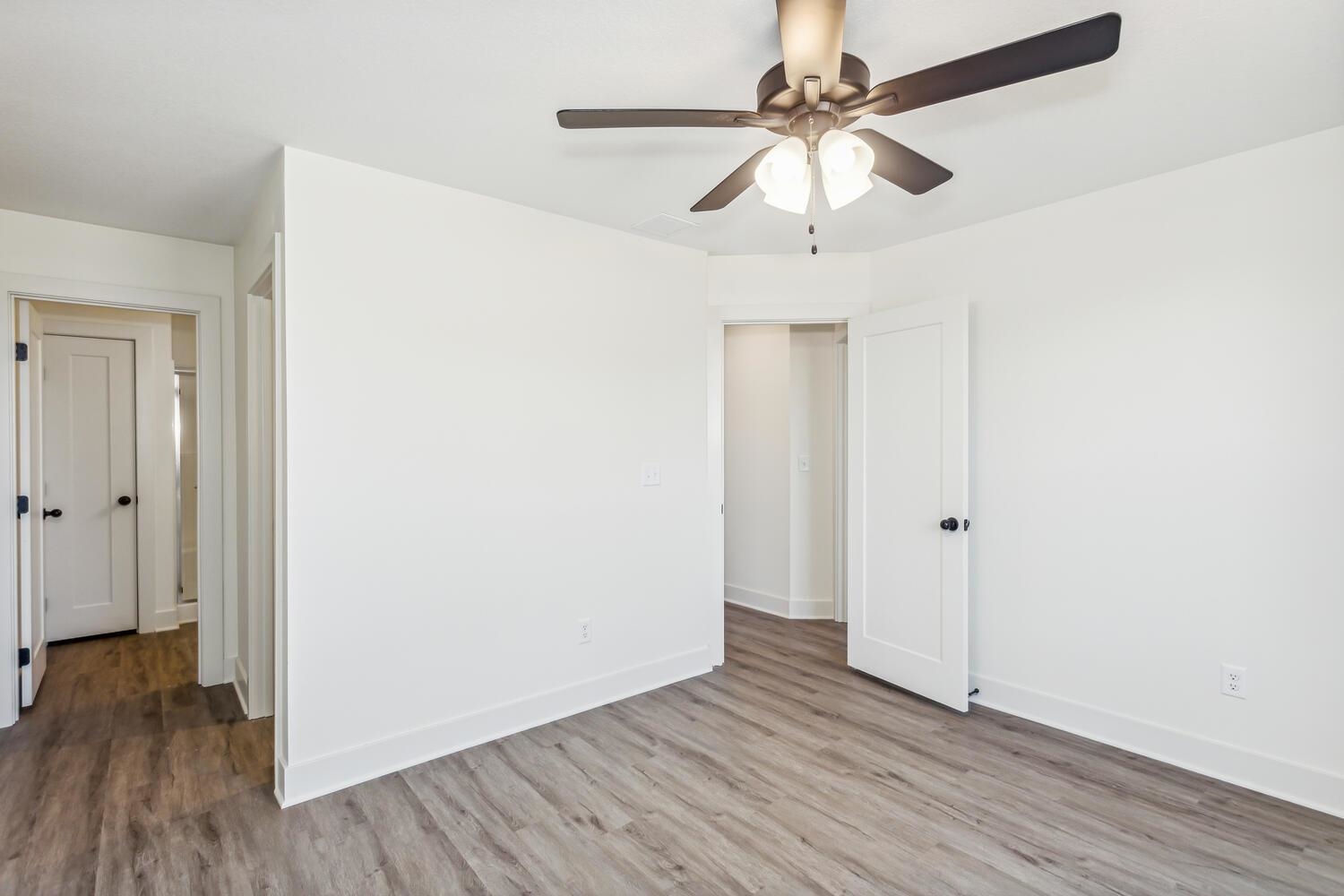 183 N Indian Lakes Dr & 5 Additional Clearwater KS 67026