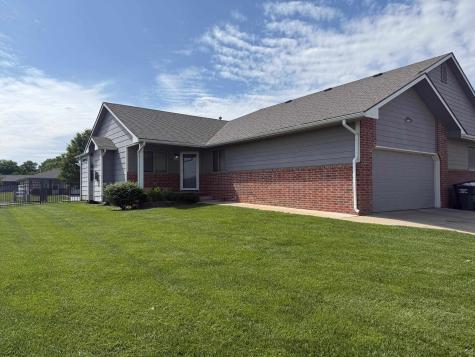 221 Maize Rd0 Maize KS 67209