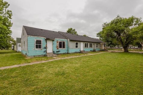 729 Sylvan Wichita KS 67218