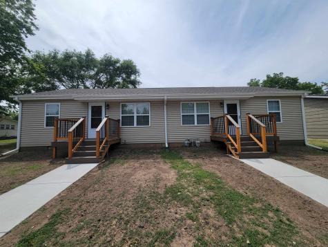 914 N Blaine Wellington KS 67152