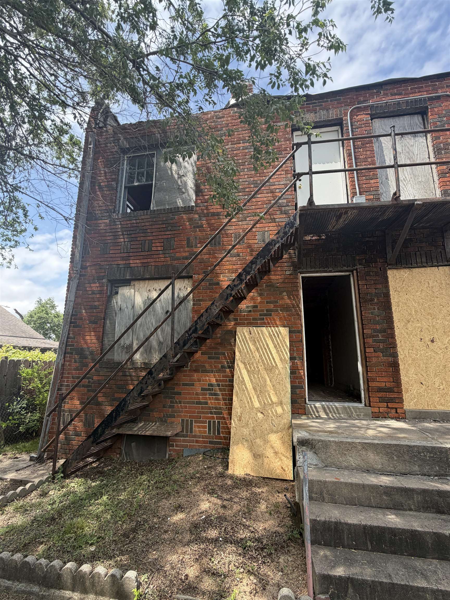 432 N Minnesota Wichita KS 67214