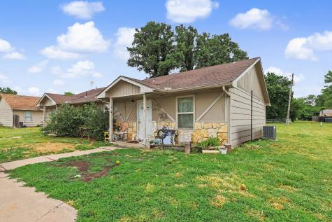 202-204 S Elm Street Douglass KS 67039