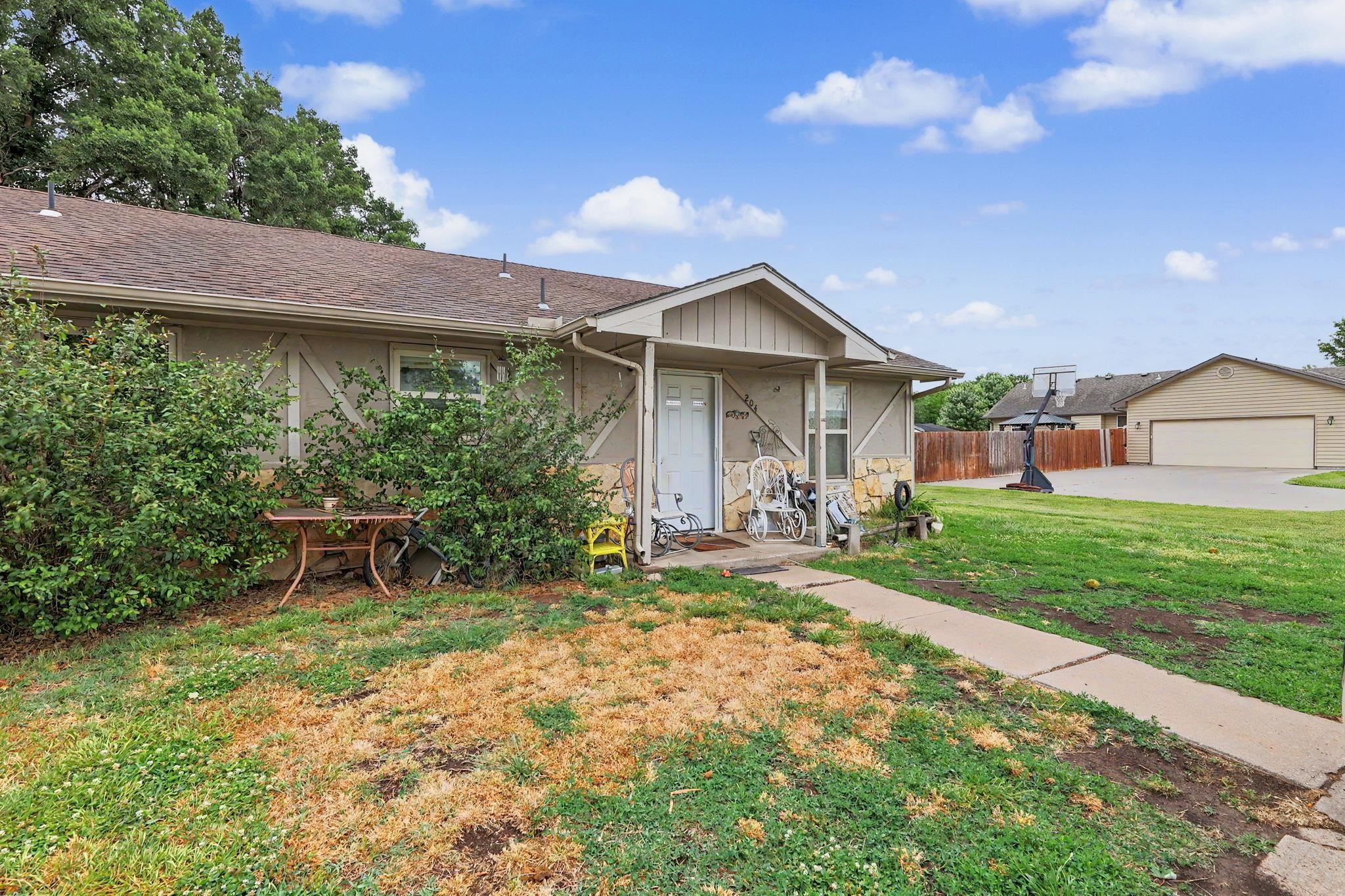 202-204 S Elm Street Douglass KS 67039