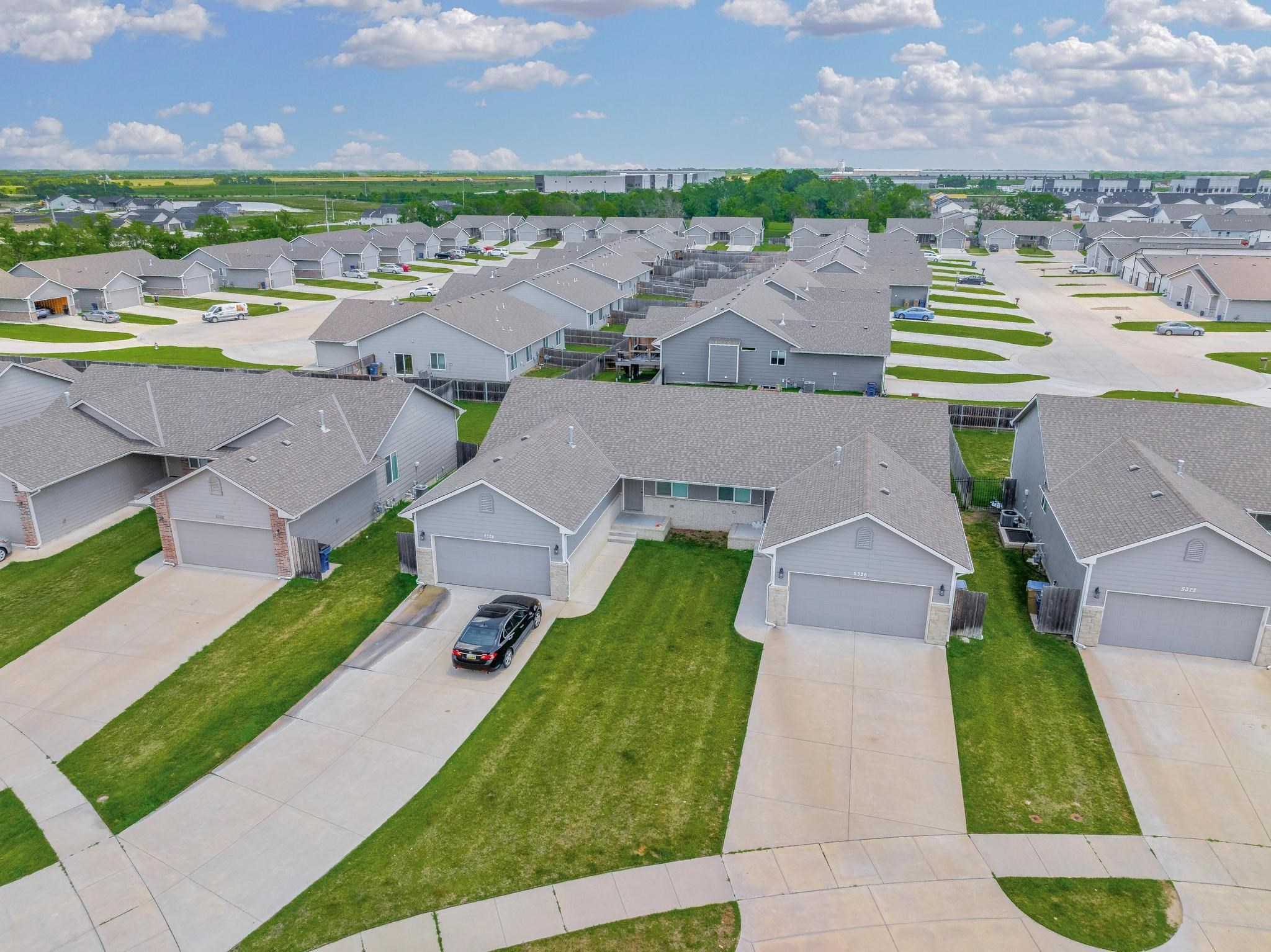 5326-5328 N Cypress Street Bel Aire KS 67226