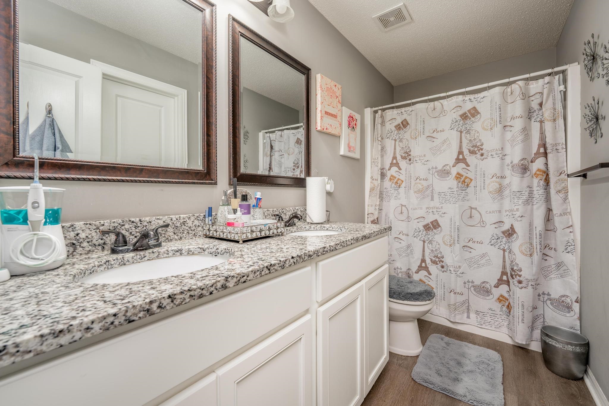 5326-5328 N Cypress Street Bel Aire KS 67226