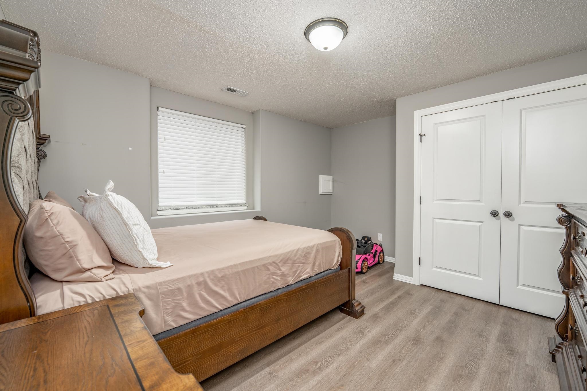 5326-5328 N Cypress Street Bel Aire KS 67226