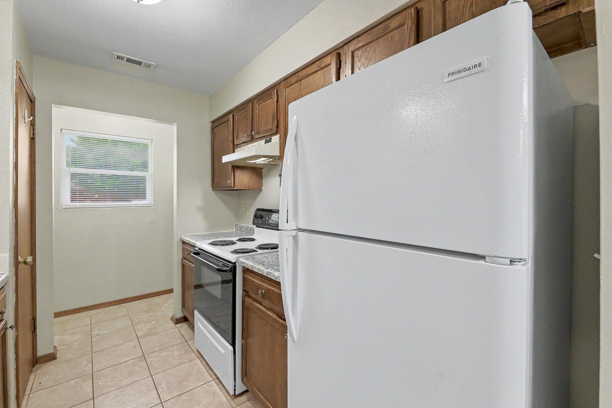 809-811 E 2nd Street Douglass KS 67039