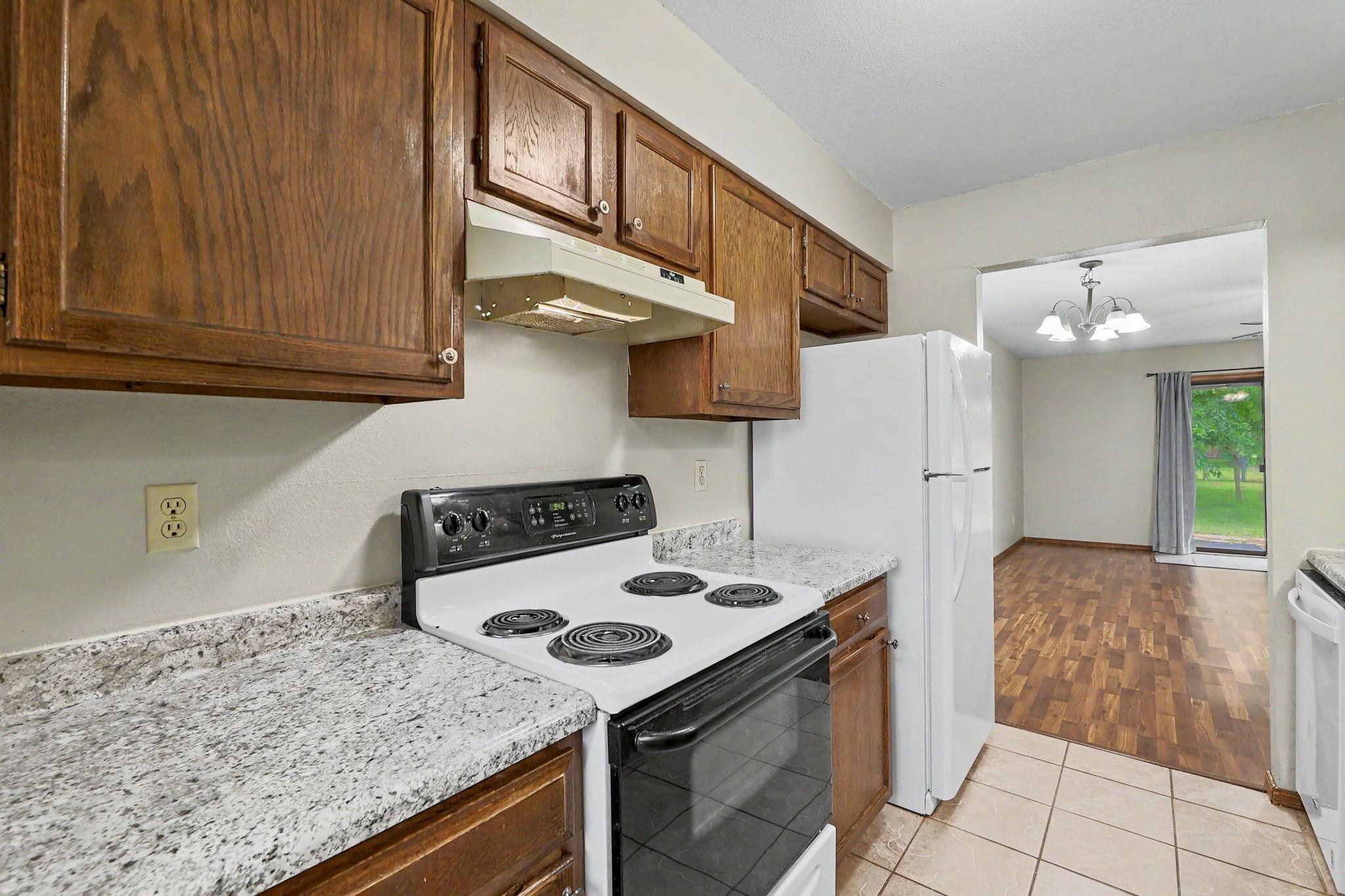 809-811 E 2nd Street Douglass KS 67039