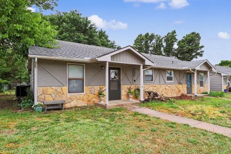 809-811 E 2nd Street Douglass KS 67039