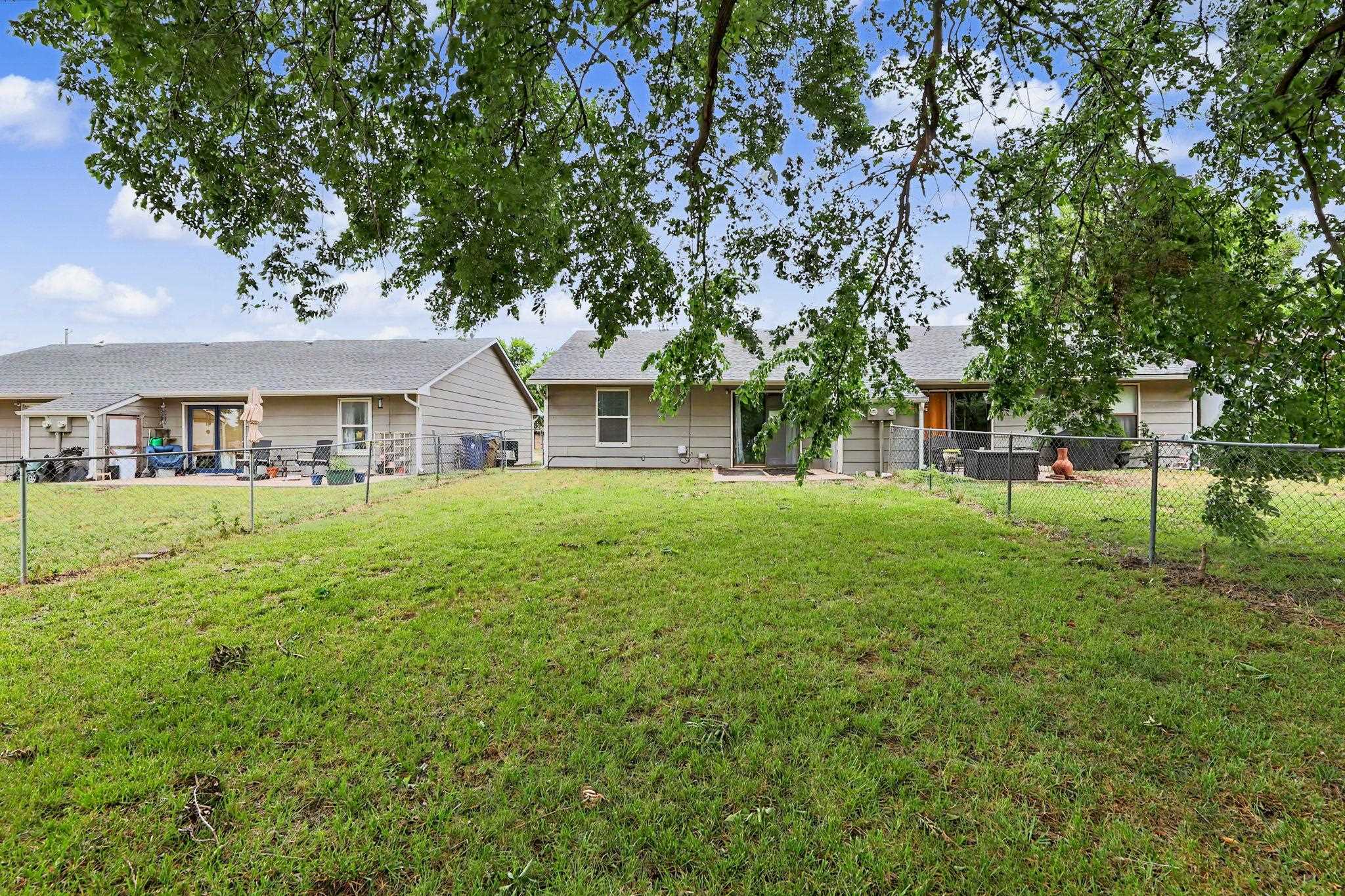 809-811 E 2nd Street Douglass KS 67039