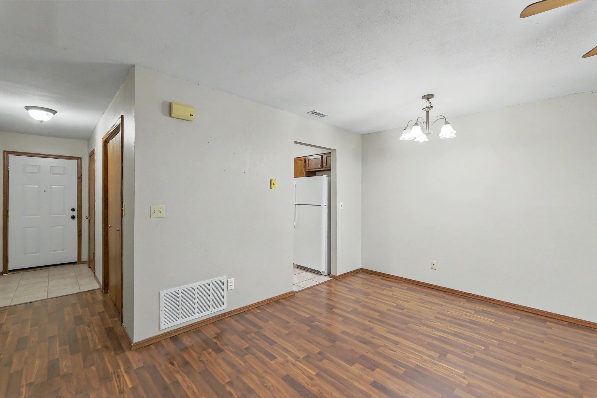 809-811 E 2nd Street Douglass KS 67039