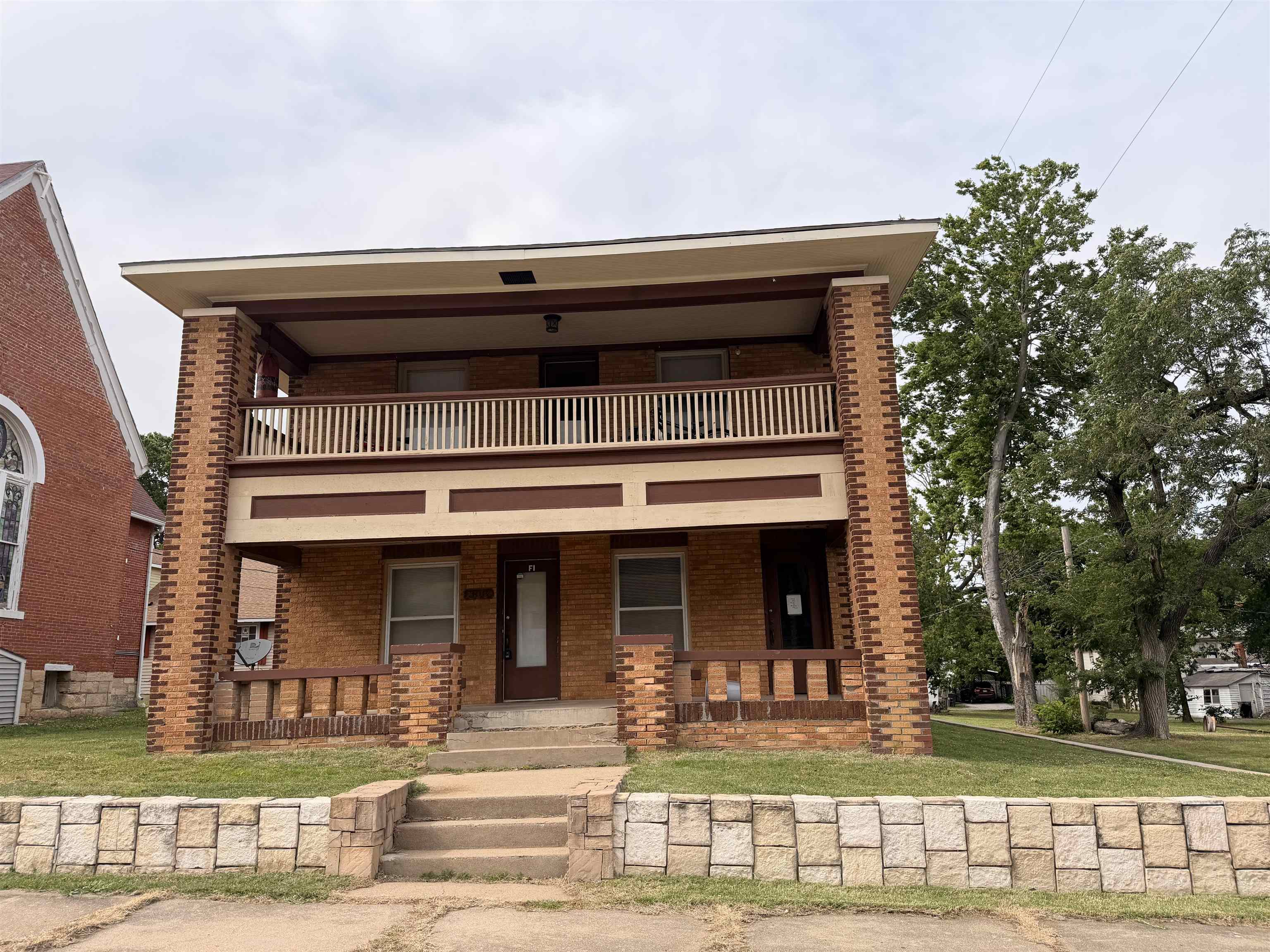 308 E 5th Avenue Arkansas City KS 67005