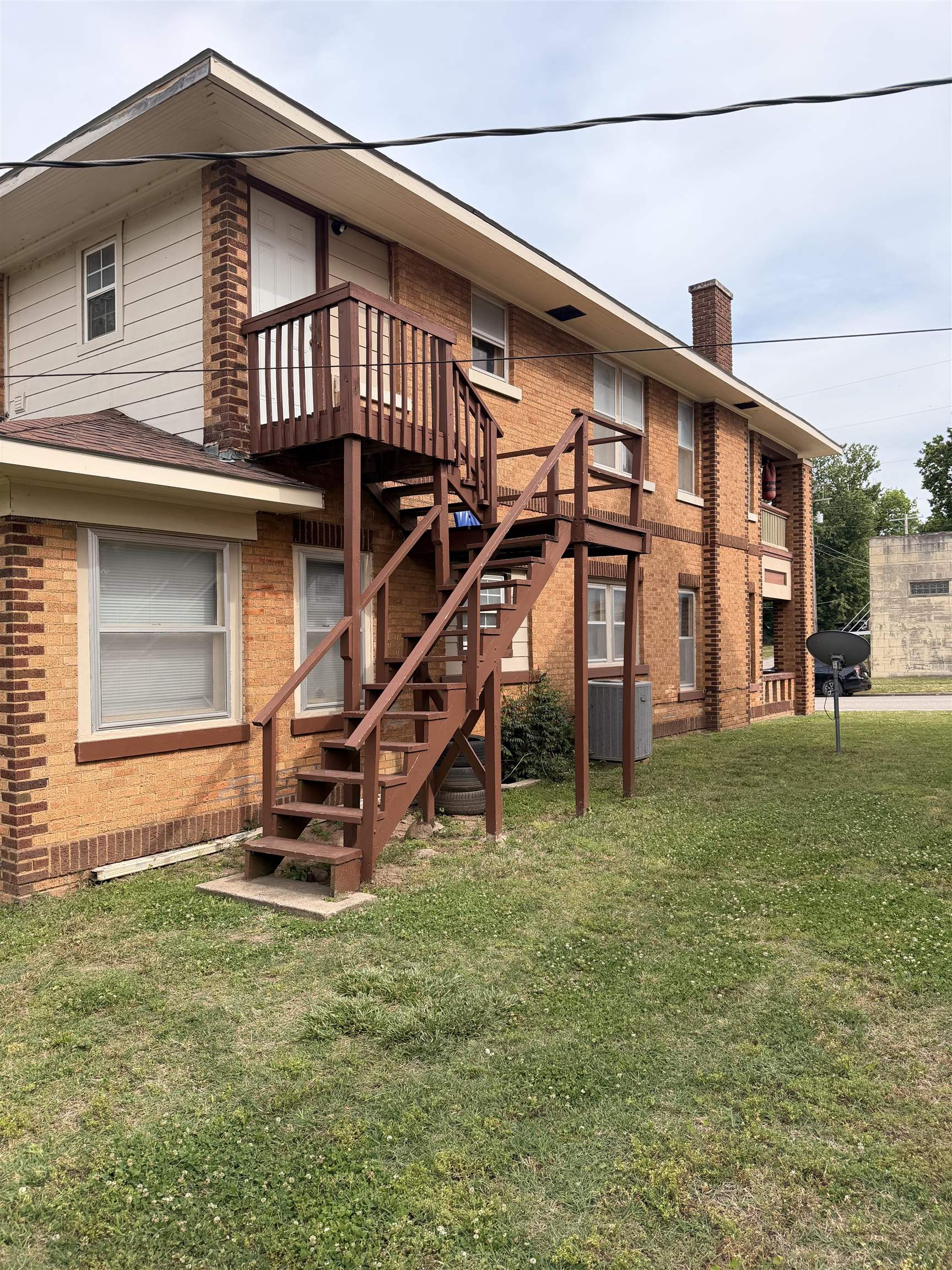 308 E 5th Avenue Arkansas City KS 67005