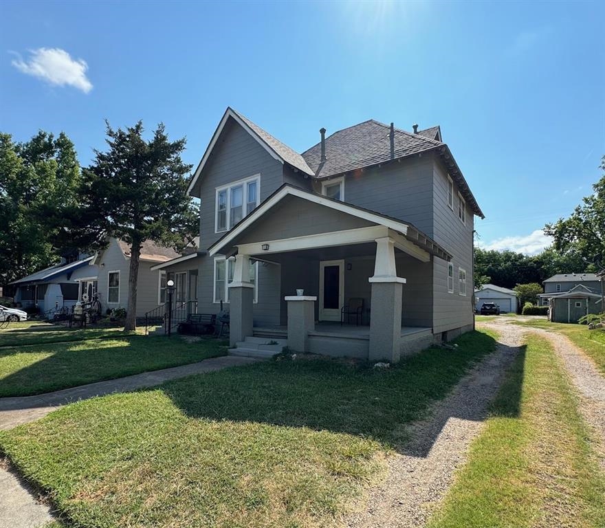 615 N 2nd Arkansas City KS 67005