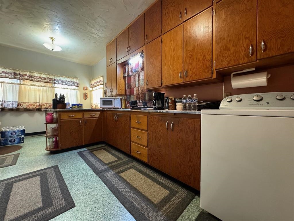 615 N 2nd Arkansas City KS 67005