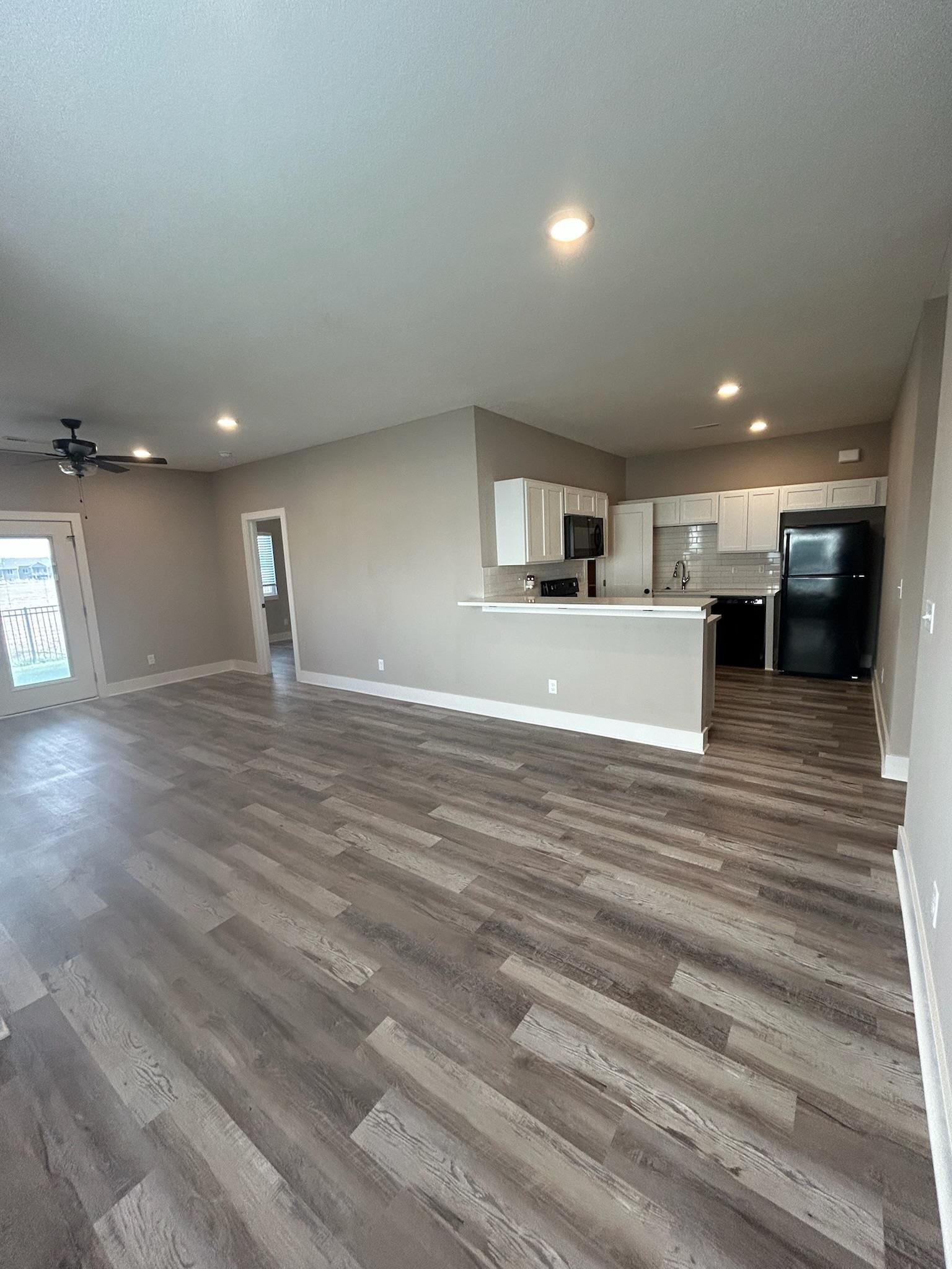 12112-12114 W 33rd Street N Wichita KS 67205