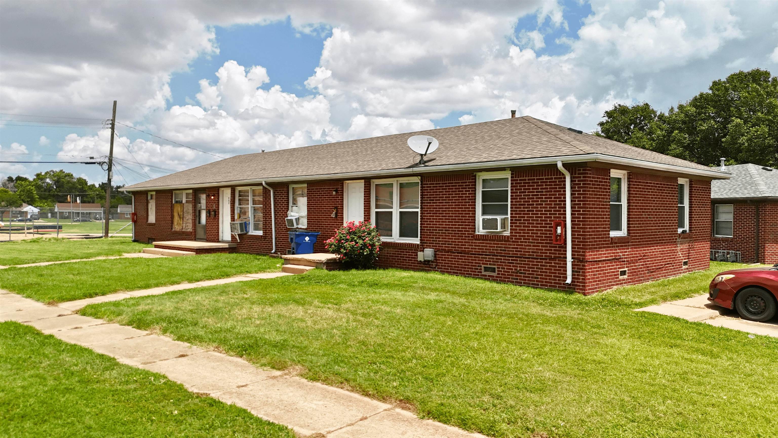 807-811 S San Pablo Wichita KS 67207