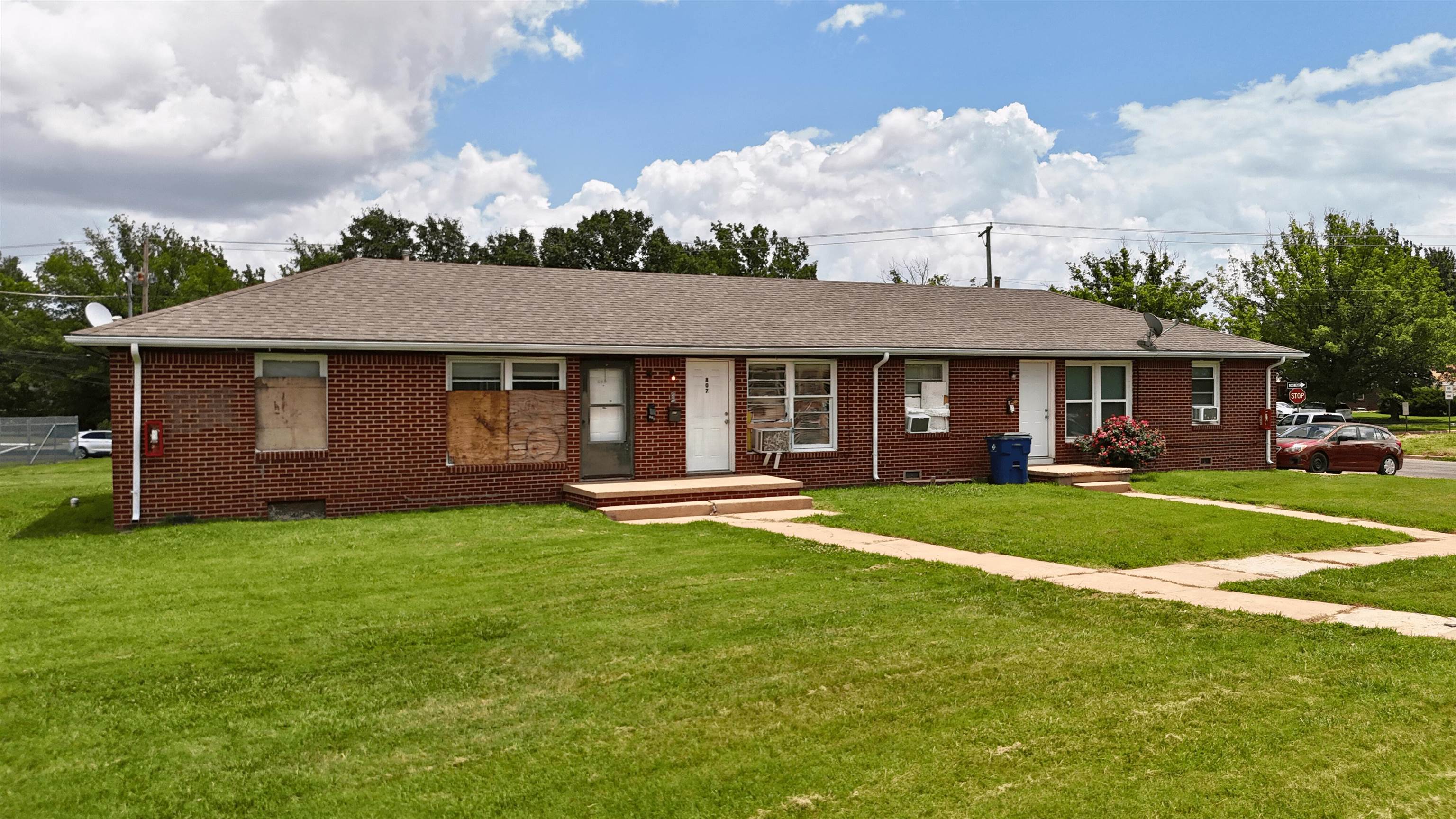 807-811 S San Pablo Wichita KS 67207