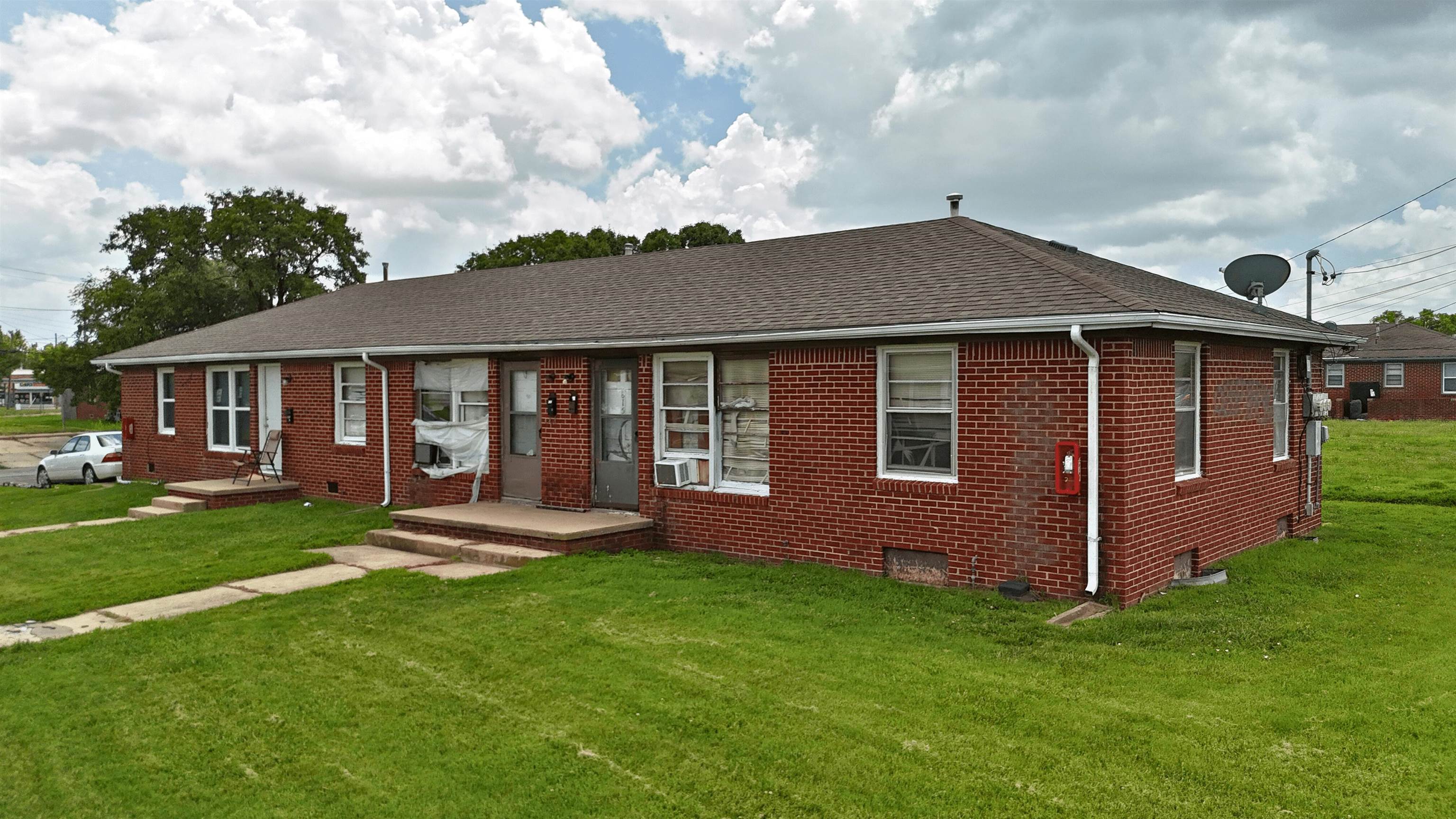 807-811 S San Pablo Wichita KS 67207