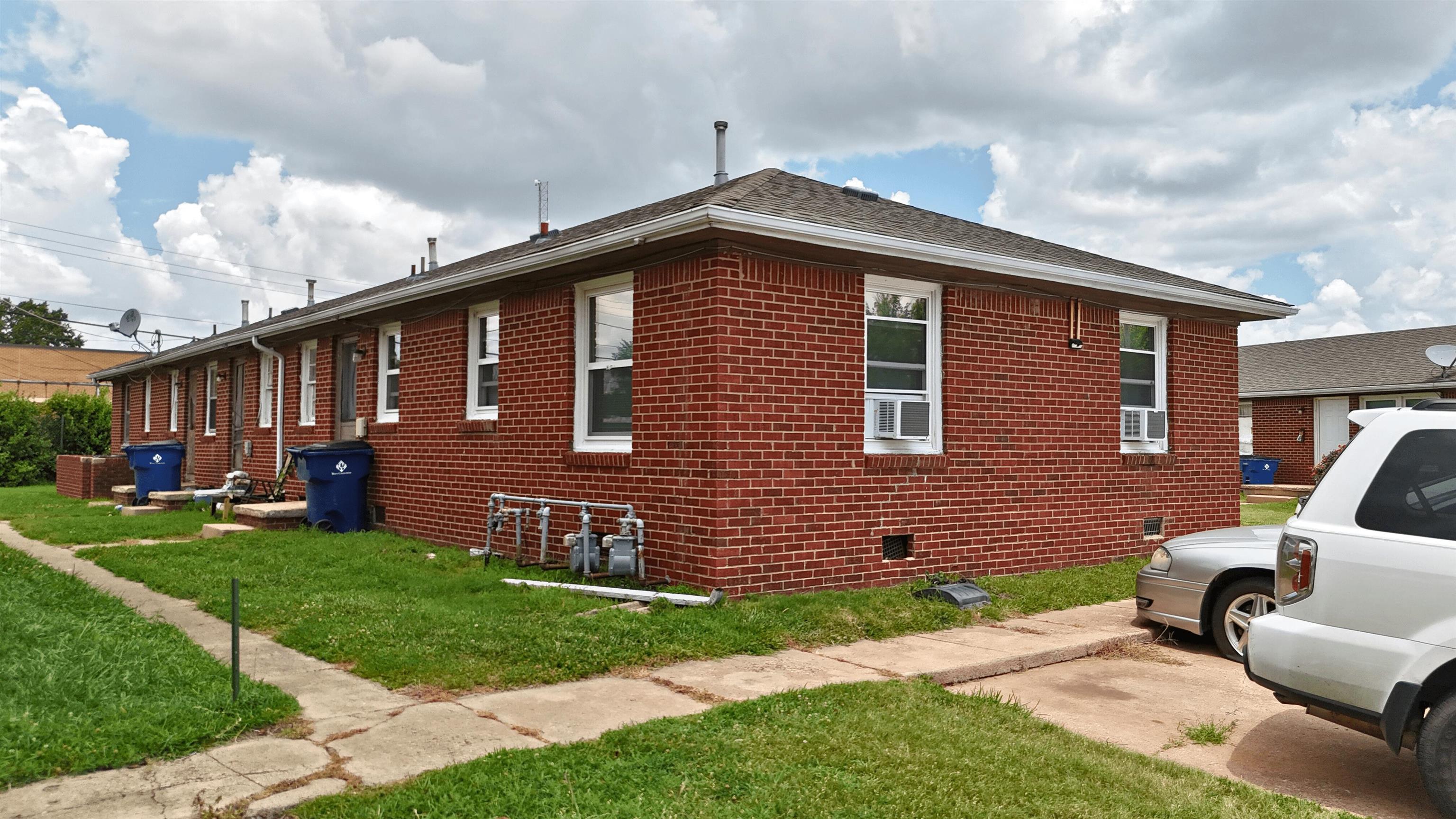807-811 S San Pablo Wichita KS 67207