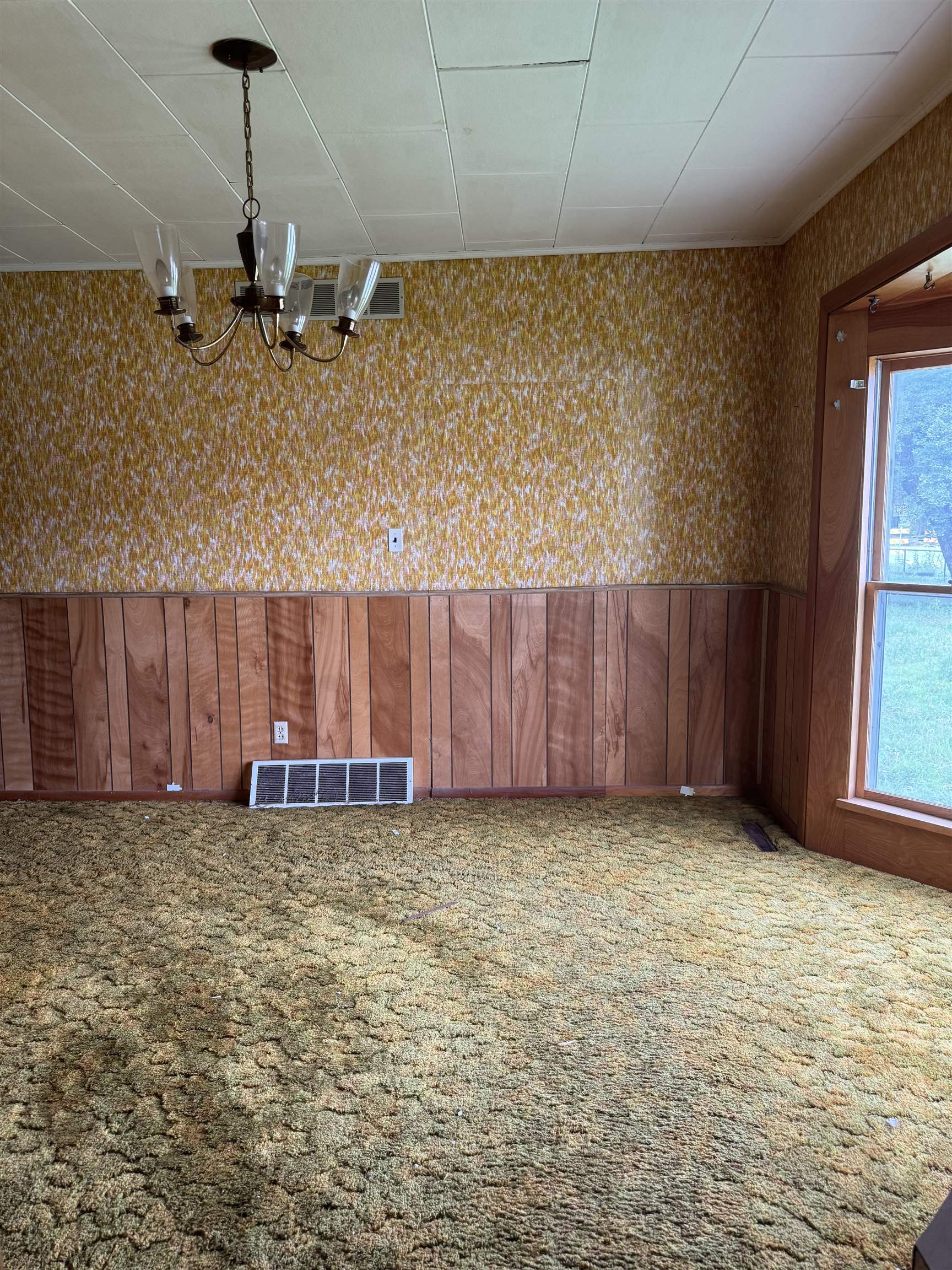 317 E Ross Street Clearwater KS 67206