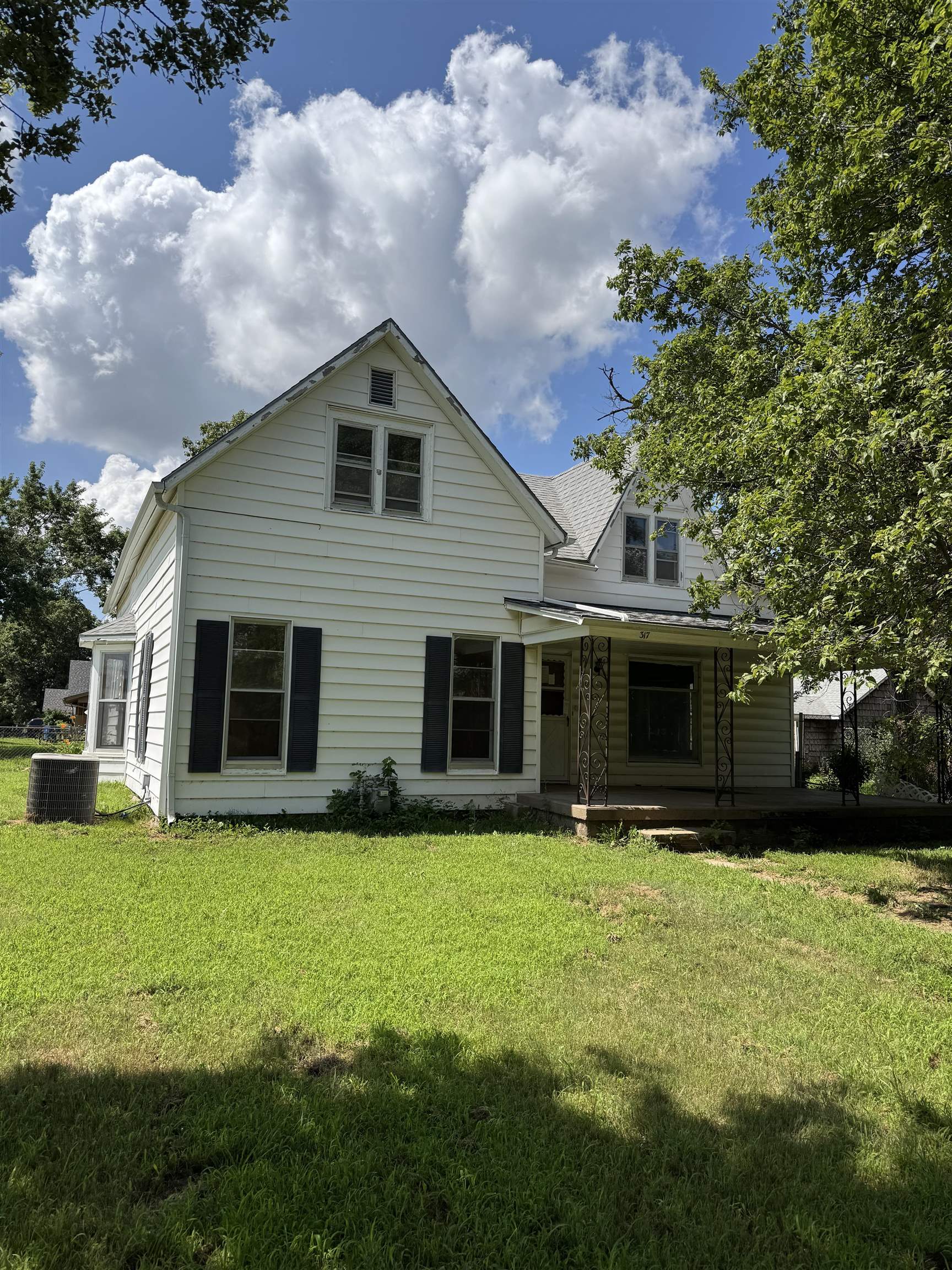 317 E Ross Street Clearwater KS 67206