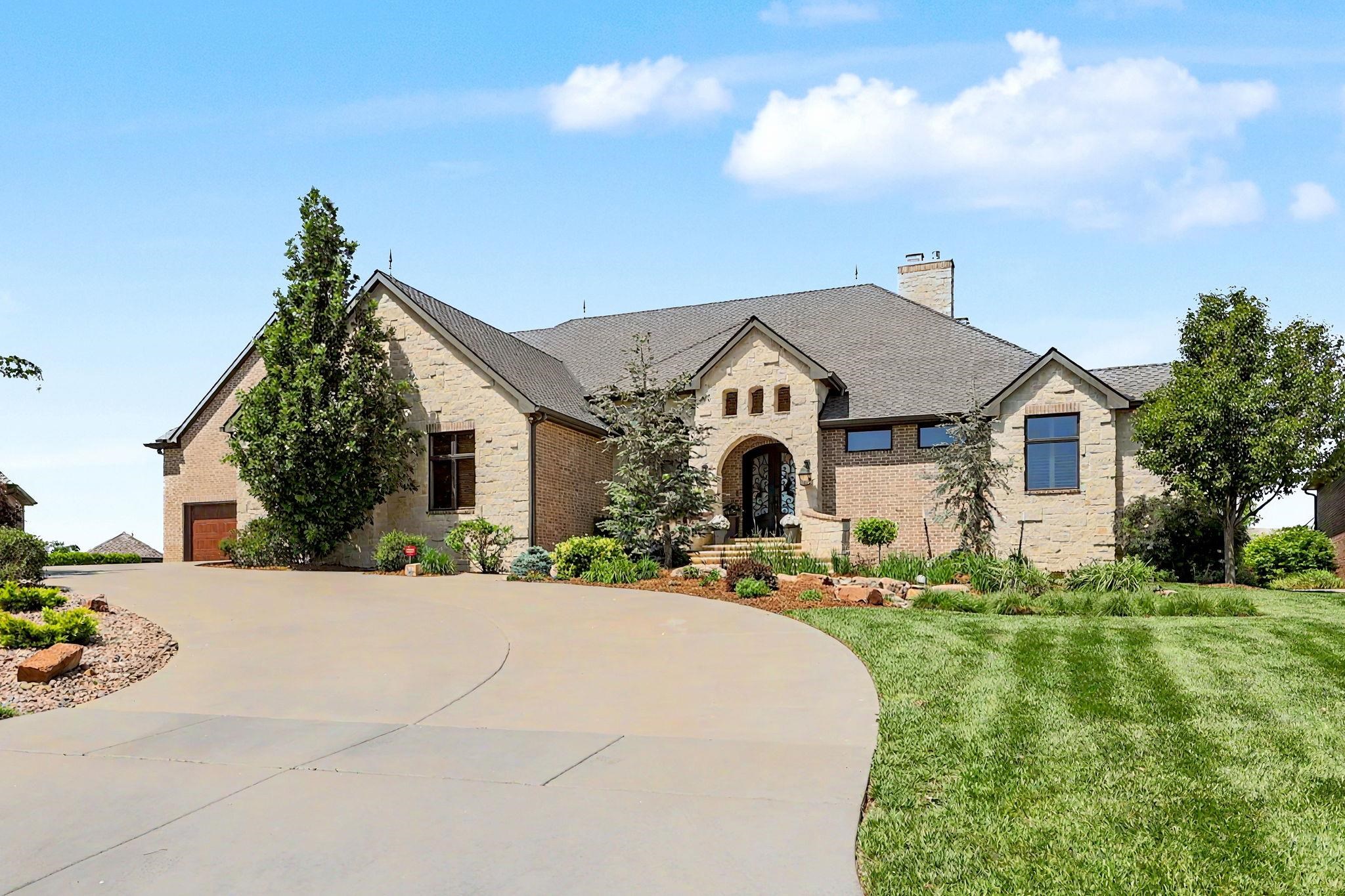 3035 N Den Hollow Court Wichita KS 67205