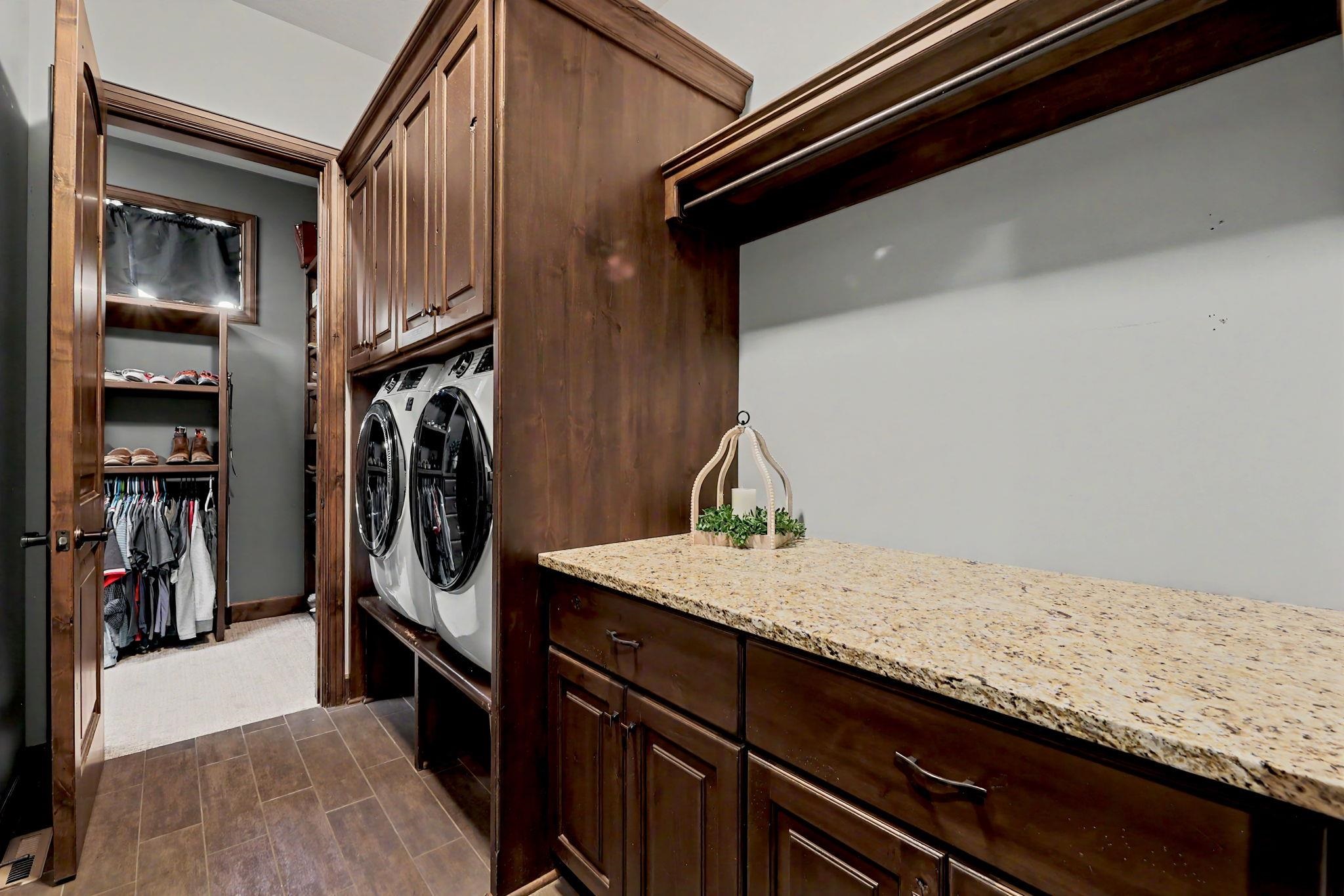 3035 N Den Hollow Court Wichita KS 67205