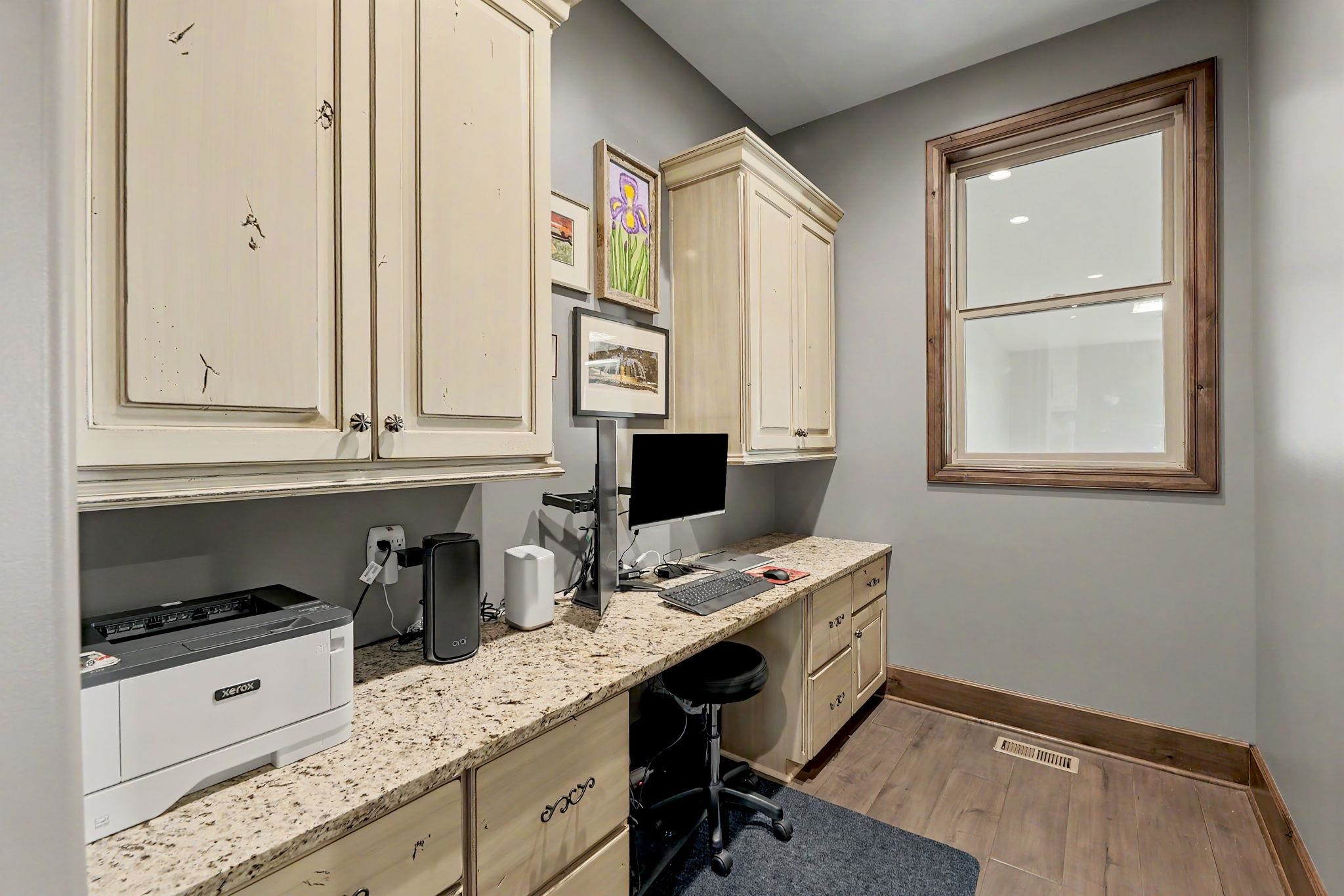 3035 N Den Hollow Court Wichita KS 67205