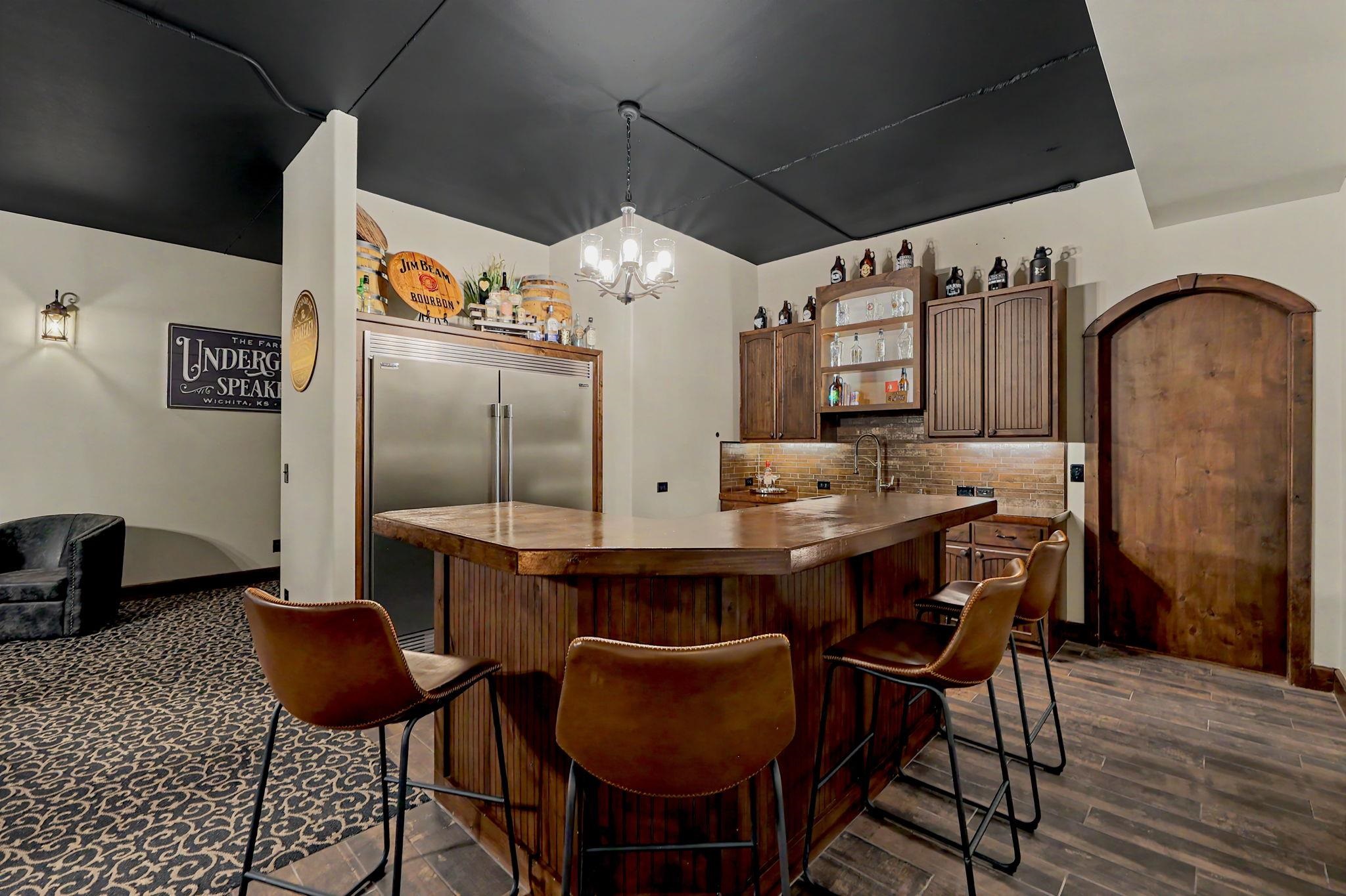 3035 N Den Hollow Court Wichita KS 67205