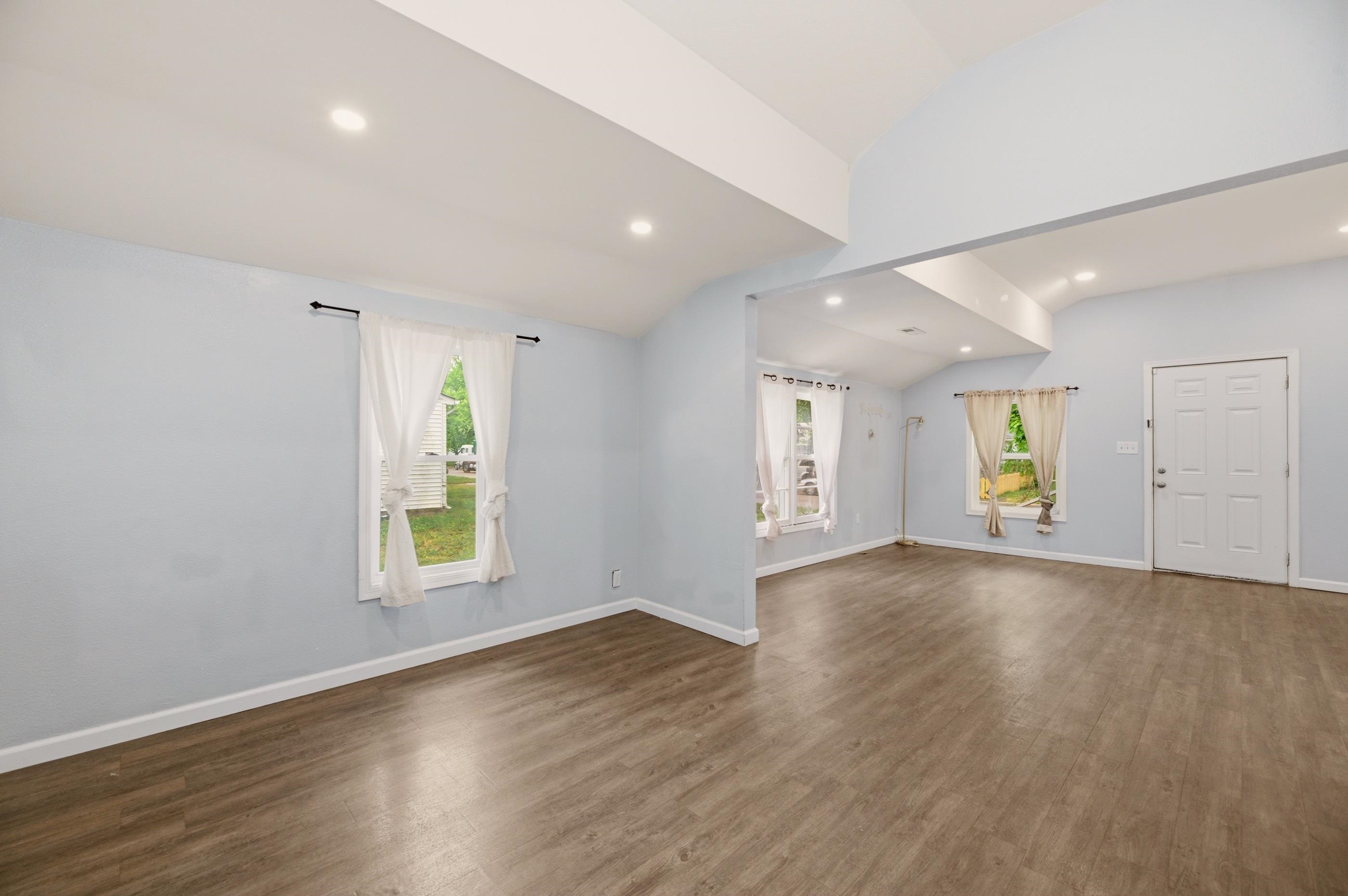 1832 S Bonn Wichita KS 67213