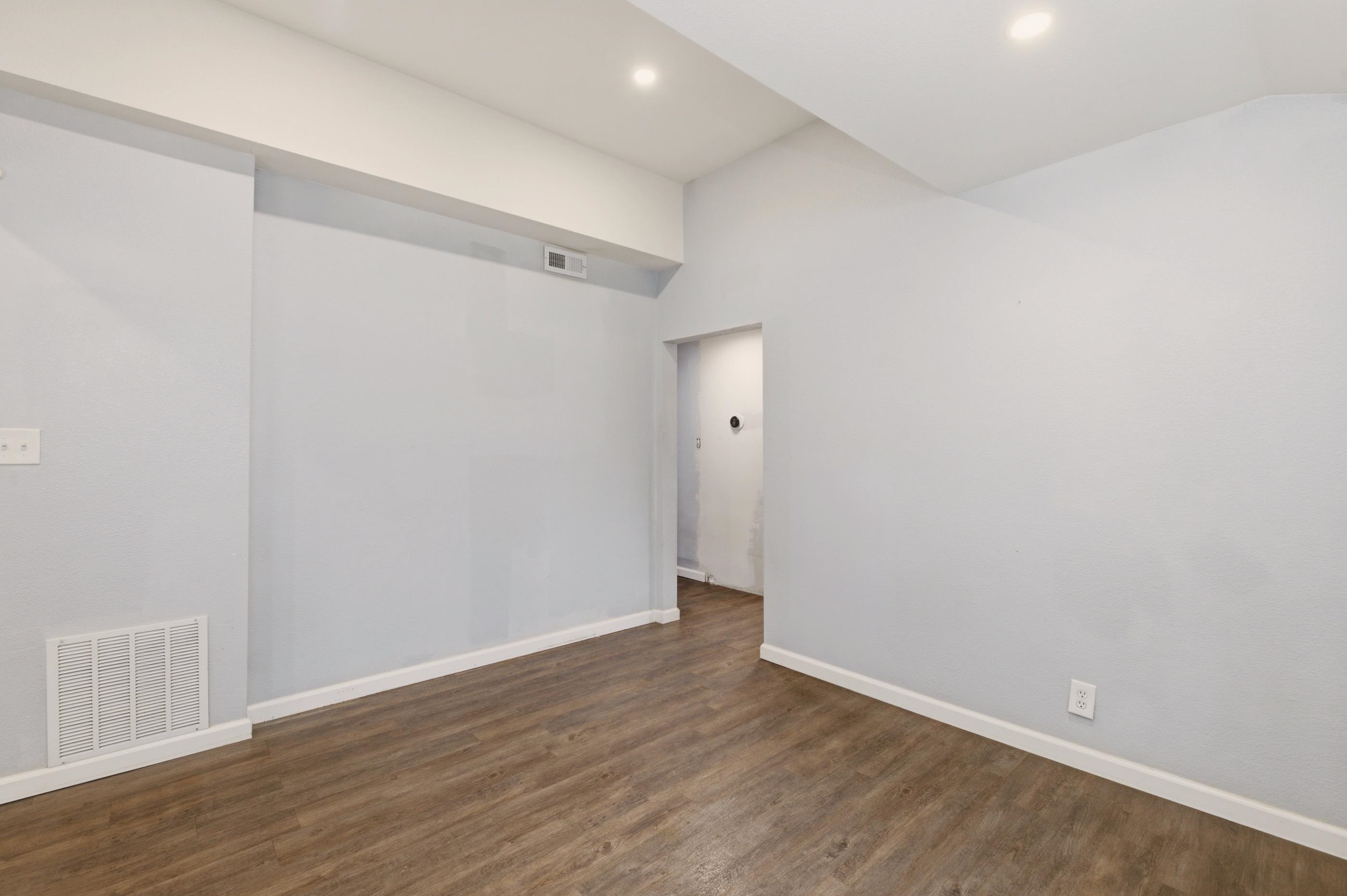 1832 S Bonn Wichita KS 67213