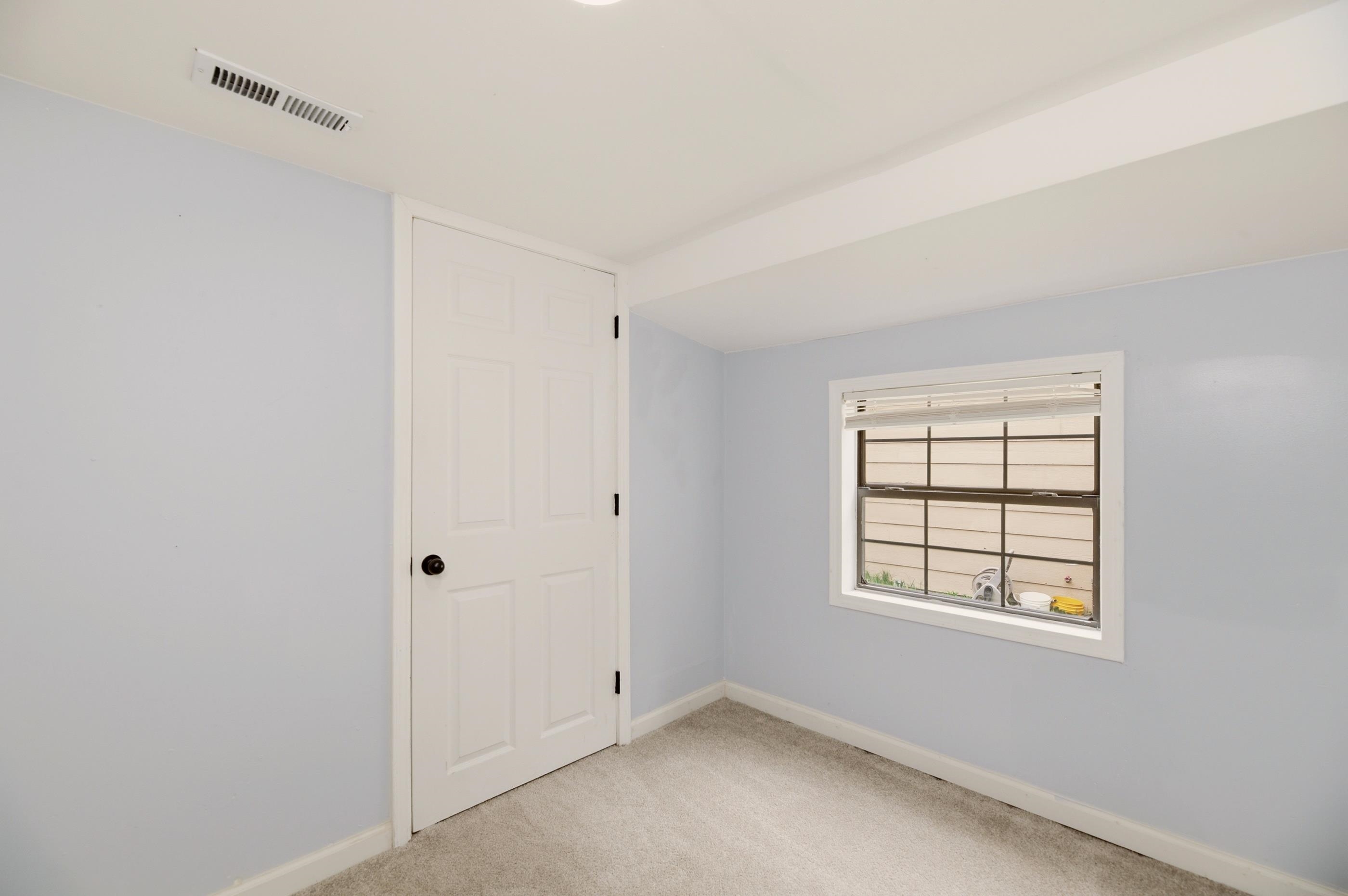 1832 S Bonn Wichita KS 67213