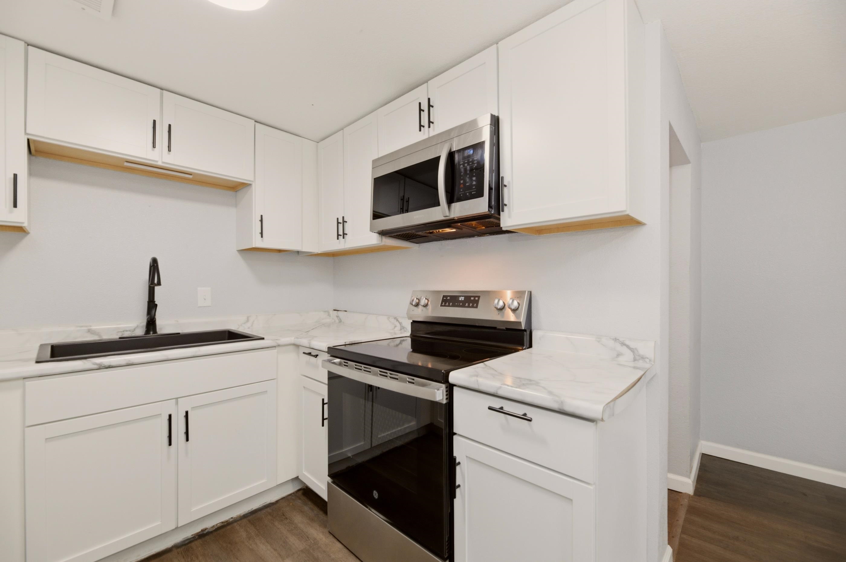 1832 S Bonn Wichita KS 67213