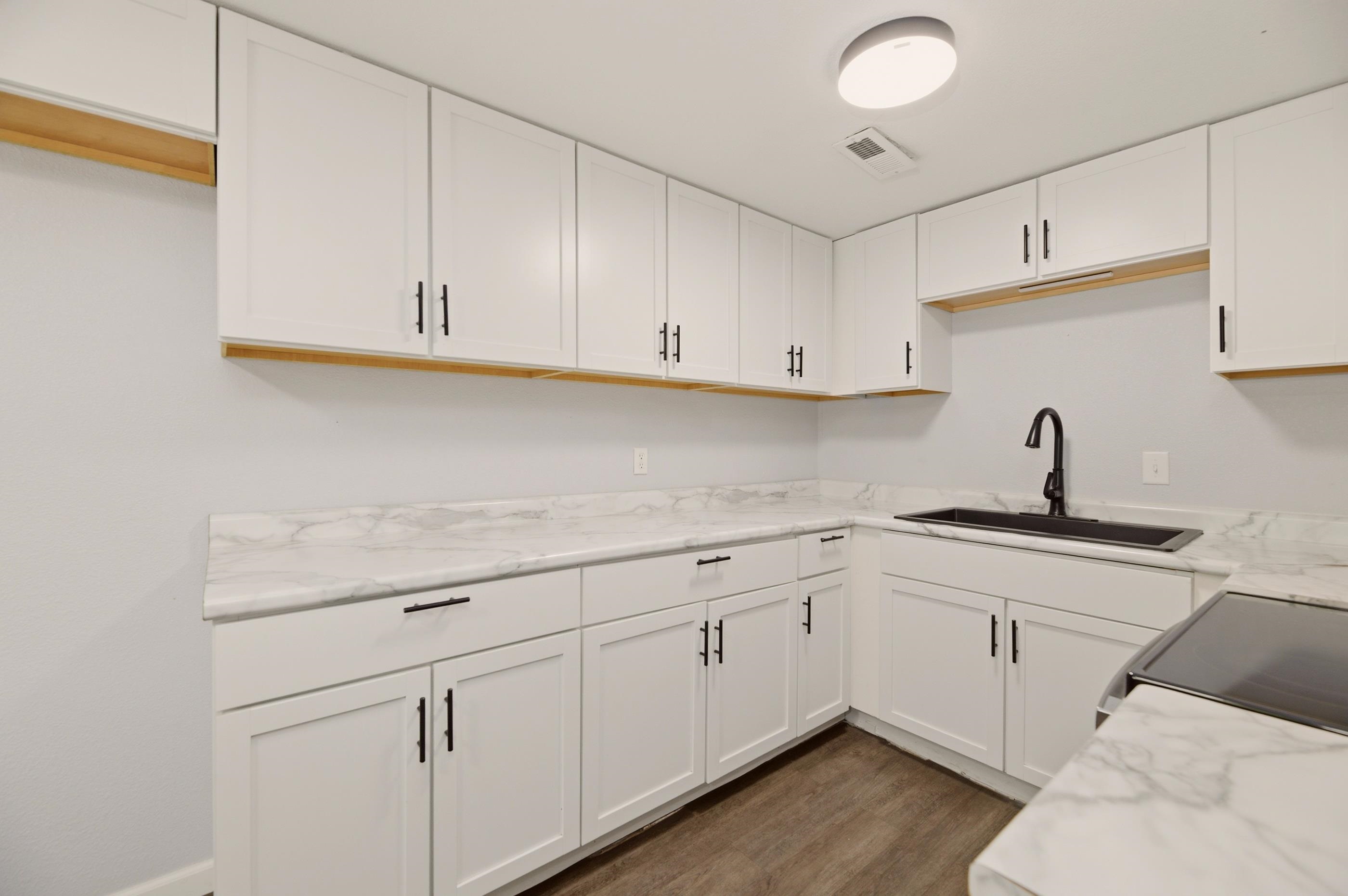 1832 S Bonn Wichita KS 67213