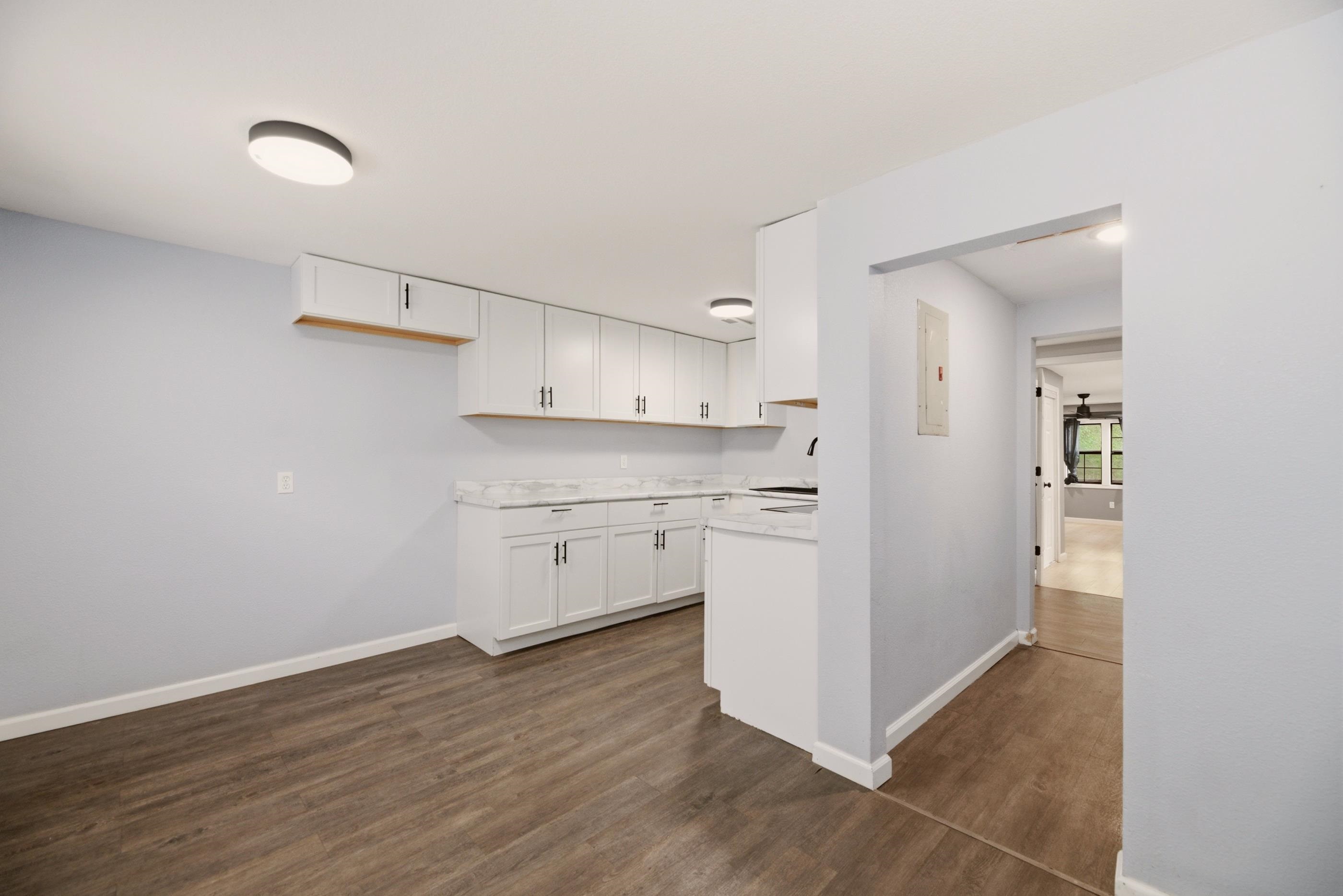 1832 S Bonn Wichita KS 67213