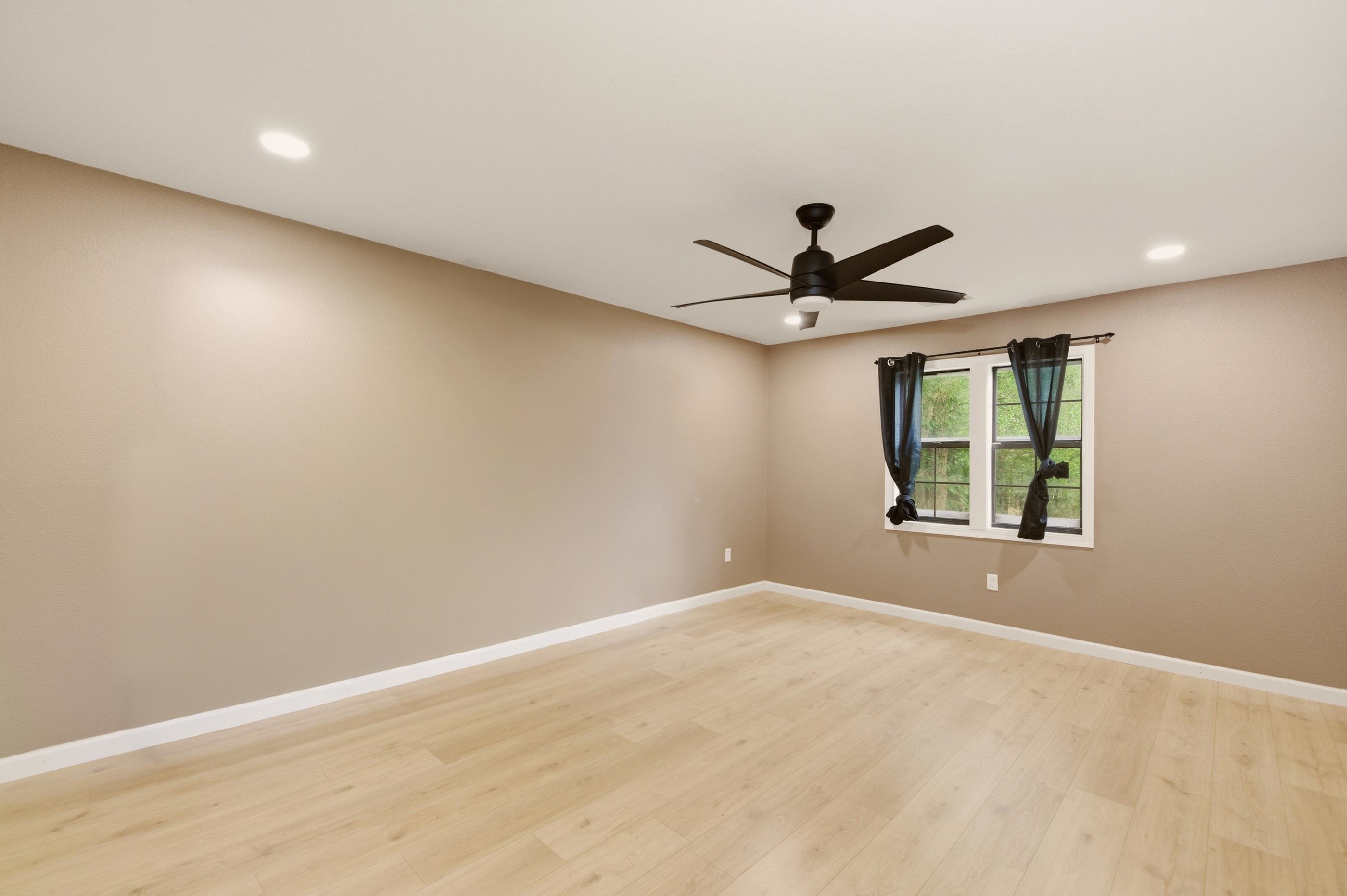 1832 S Bonn Wichita KS 67213