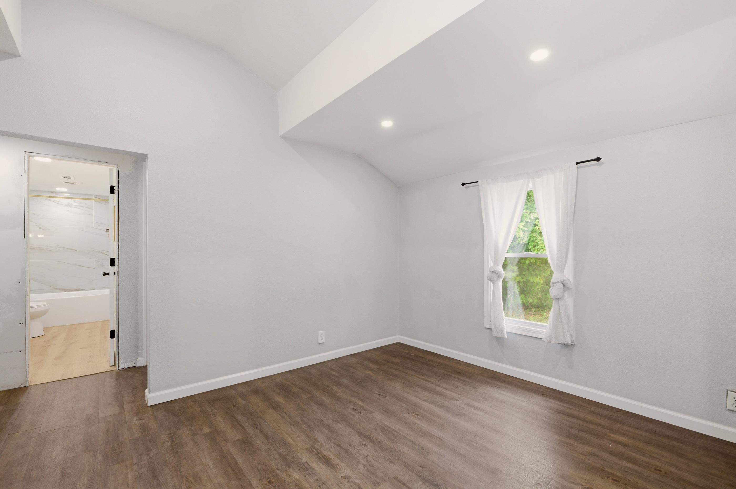 1832 S Bonn Wichita KS 67213