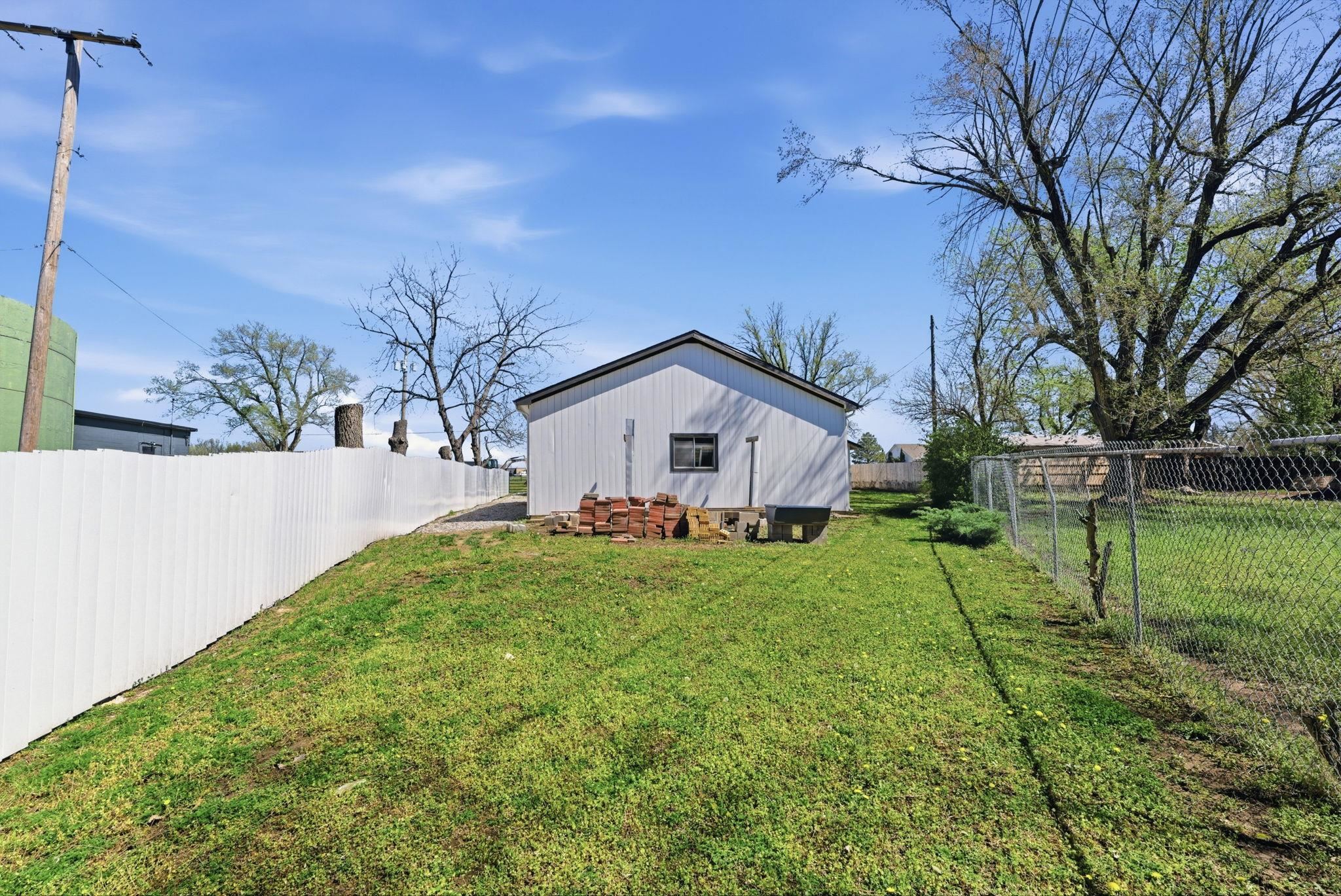 6115 N Hydraulic Park City KS 67219