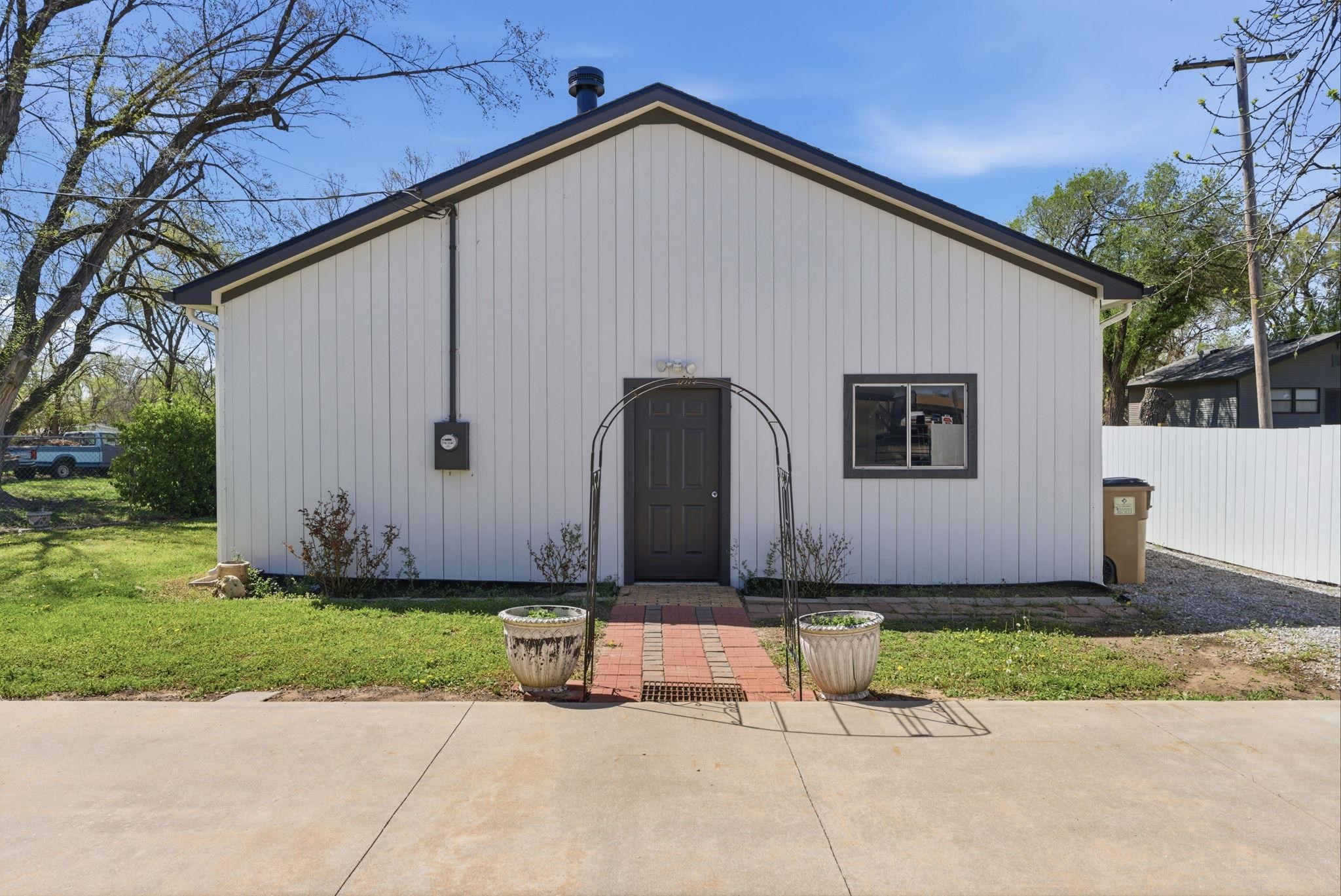 6115 N Hydraulic Park City KS 67219