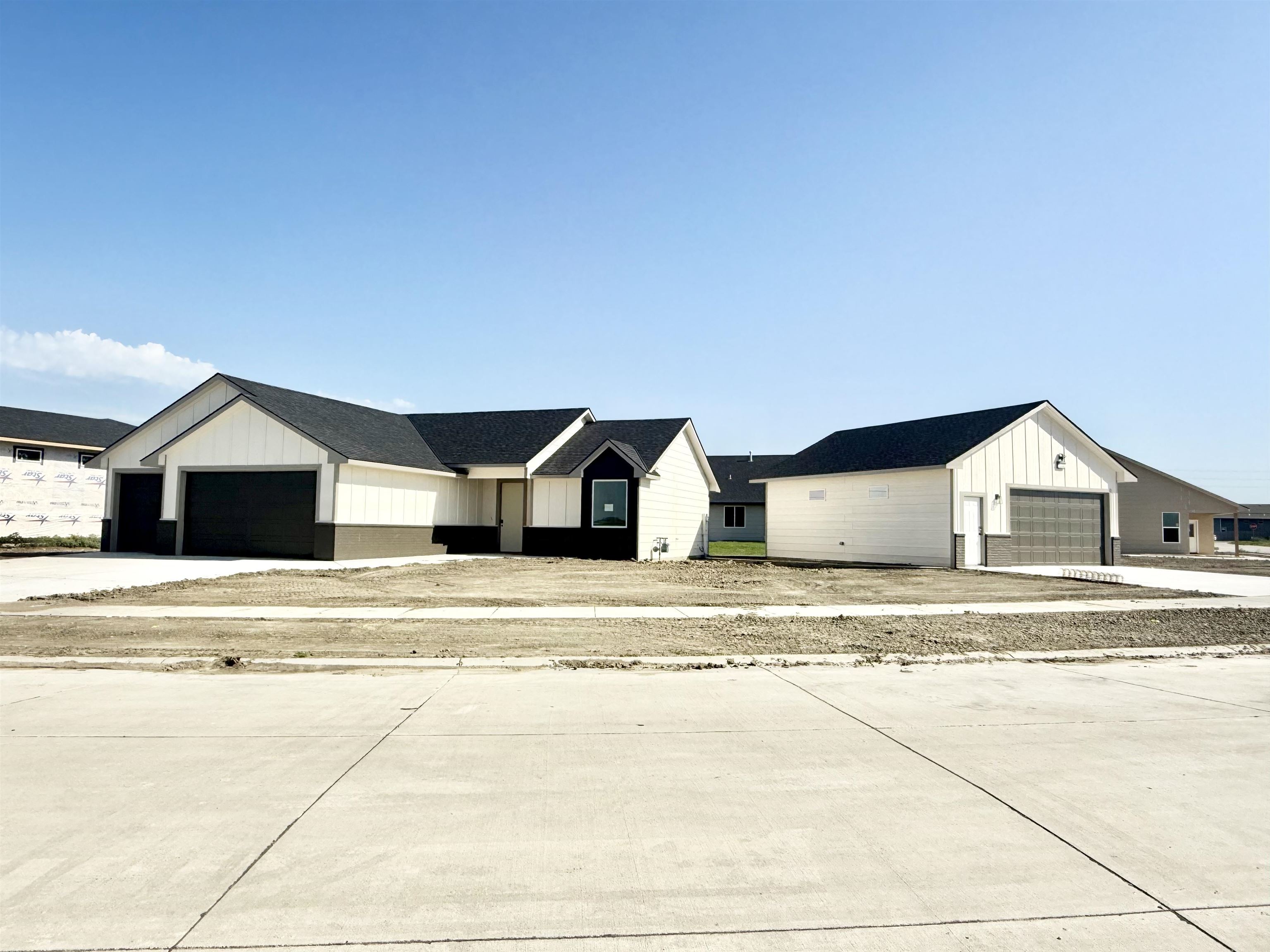 5464 N Toben Drive Bel Aire KS 67226