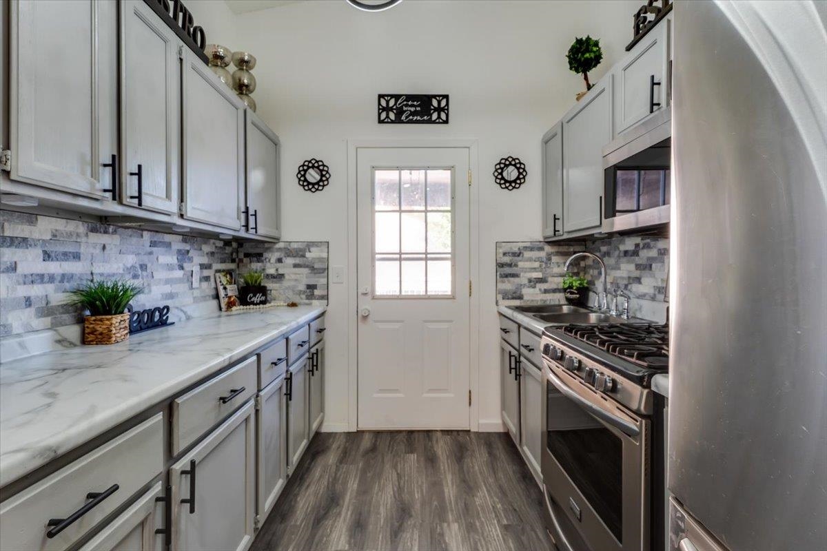 2902 W Maxwell Wichita KS 67217