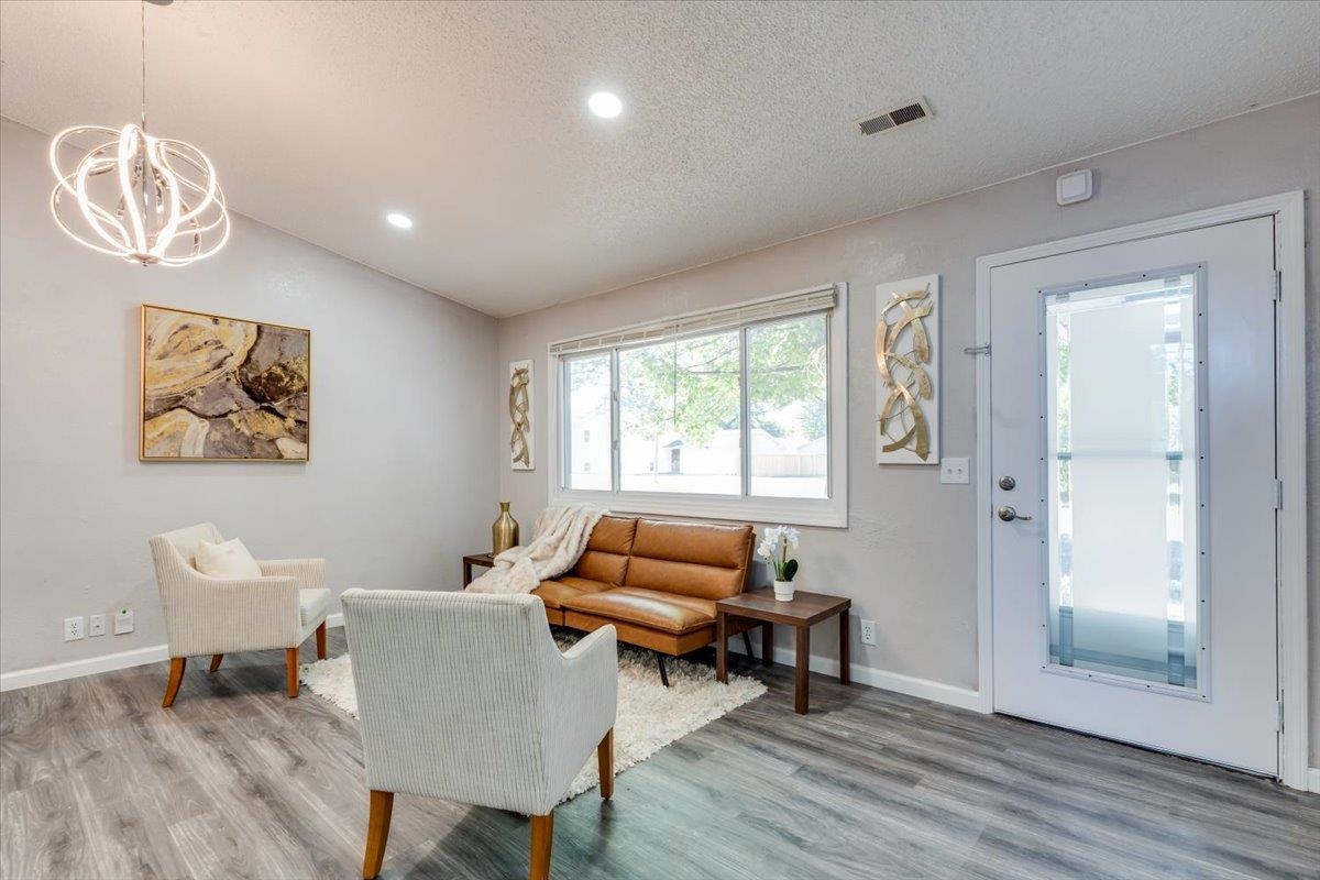 2902 W Maxwell Wichita KS 67217