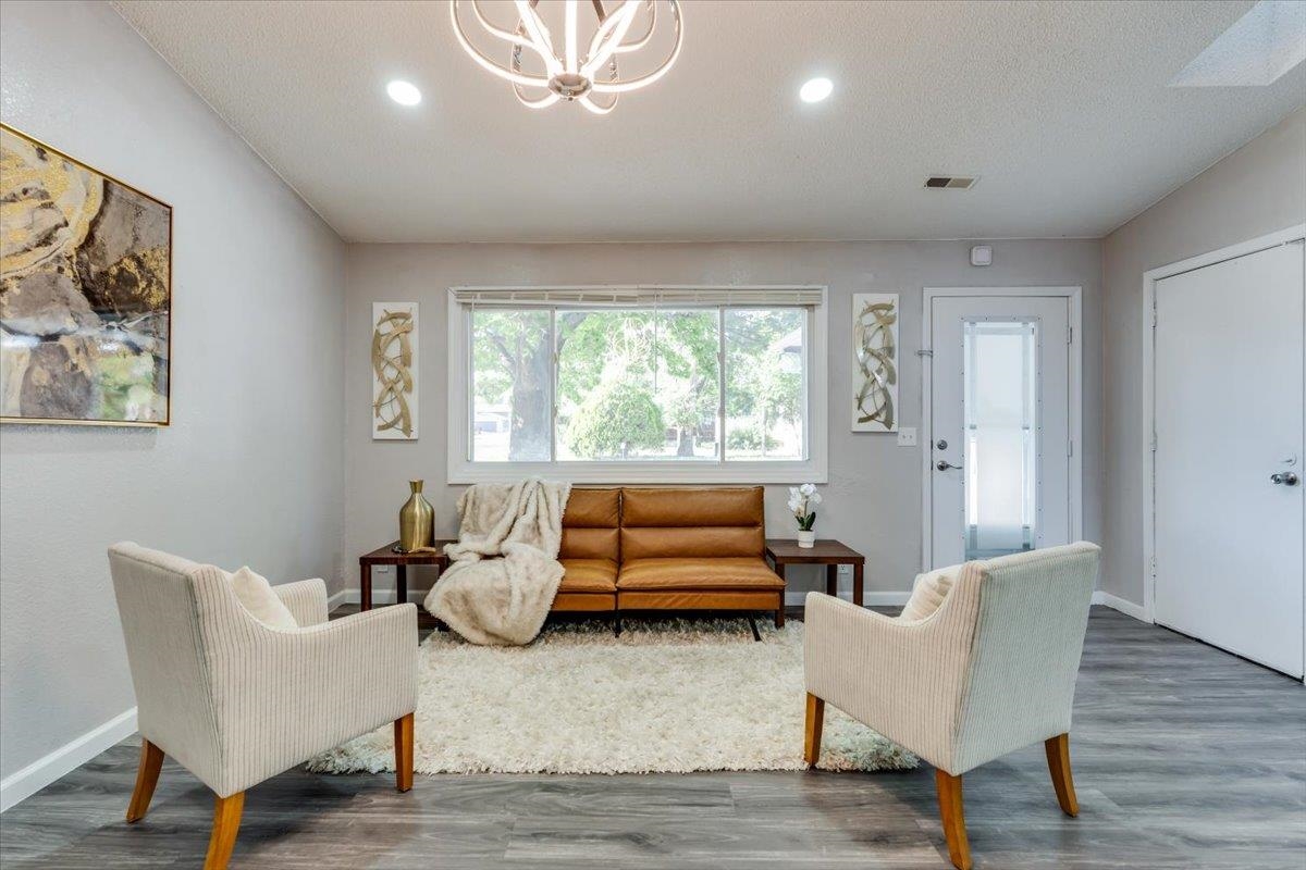 2902 W Maxwell Wichita KS 67217