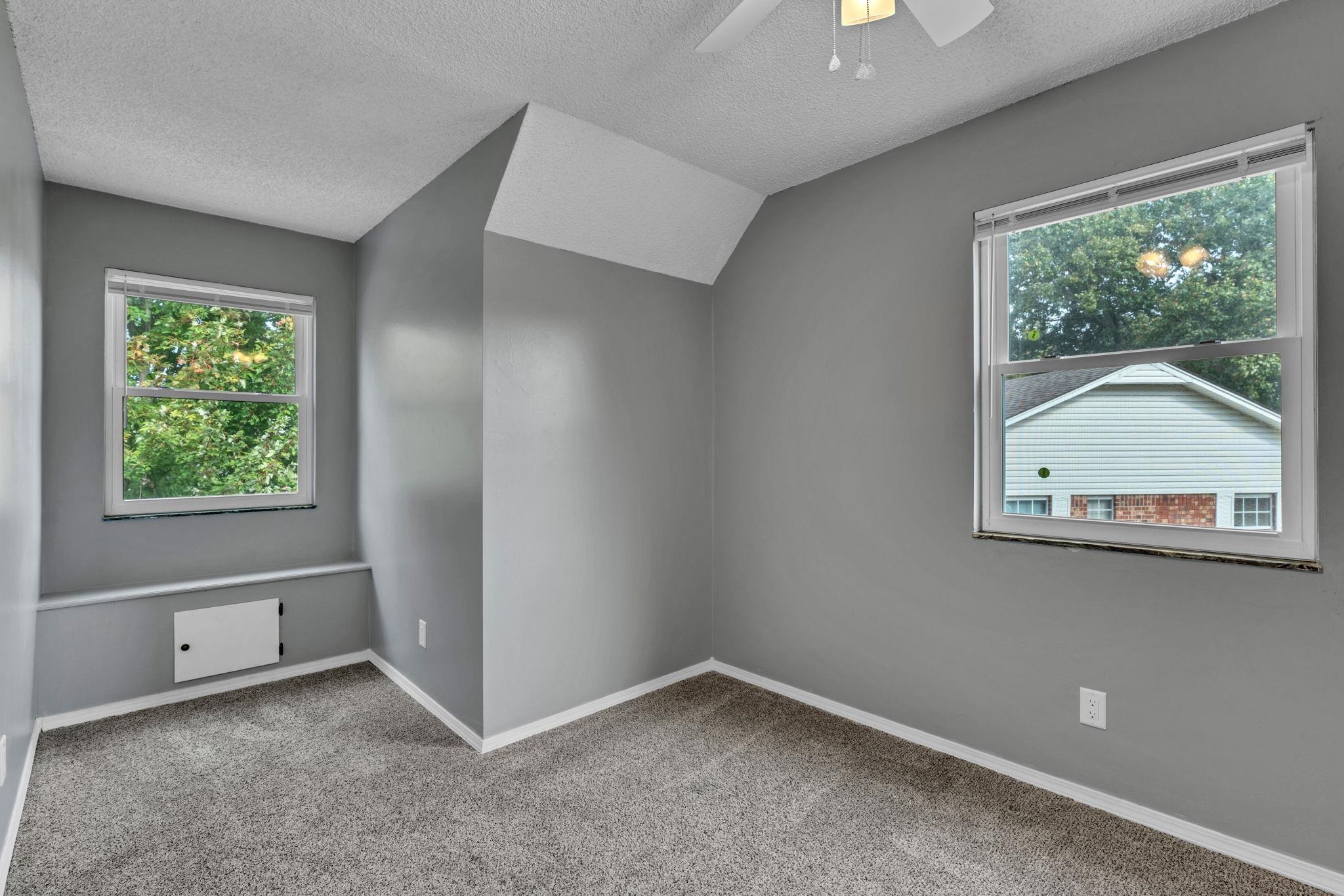 3305 Colonial Court Augusta KS 67010