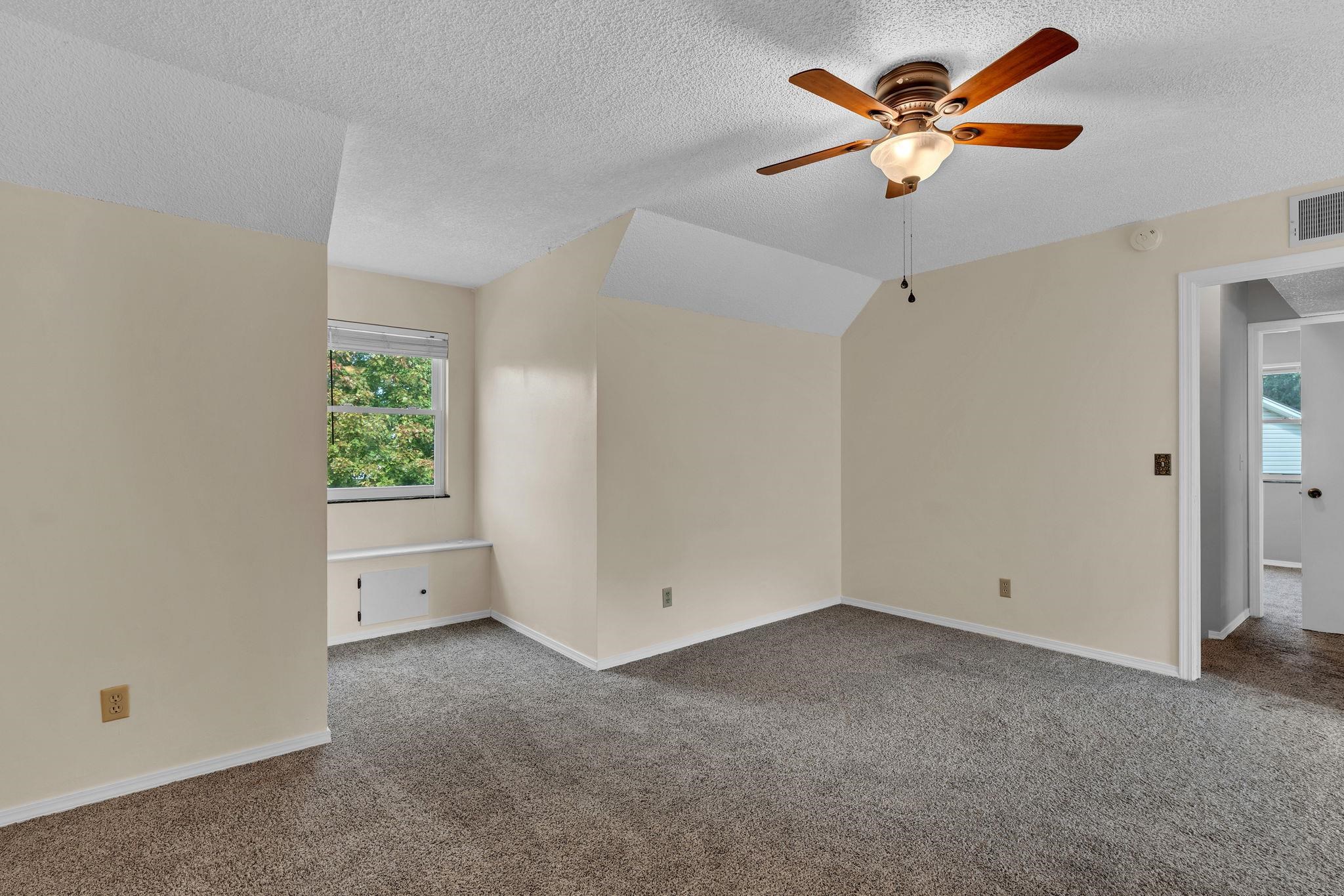 3305 Colonial Court Augusta KS 67010