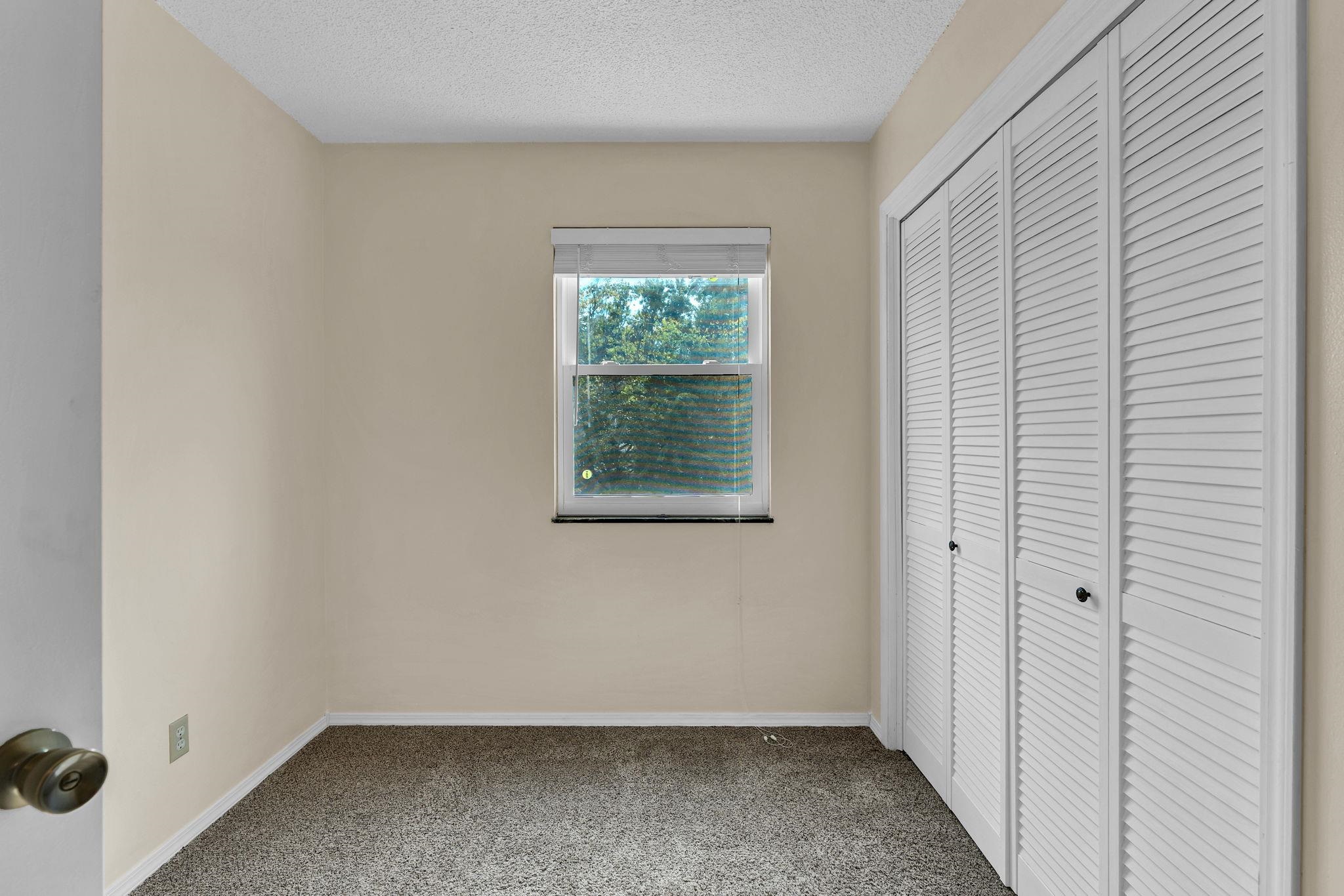 3305 Colonial Court Augusta KS 67010