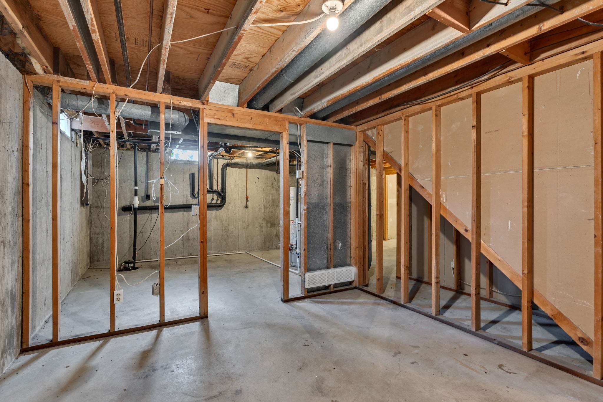 3305 Colonial Court Augusta KS 67010